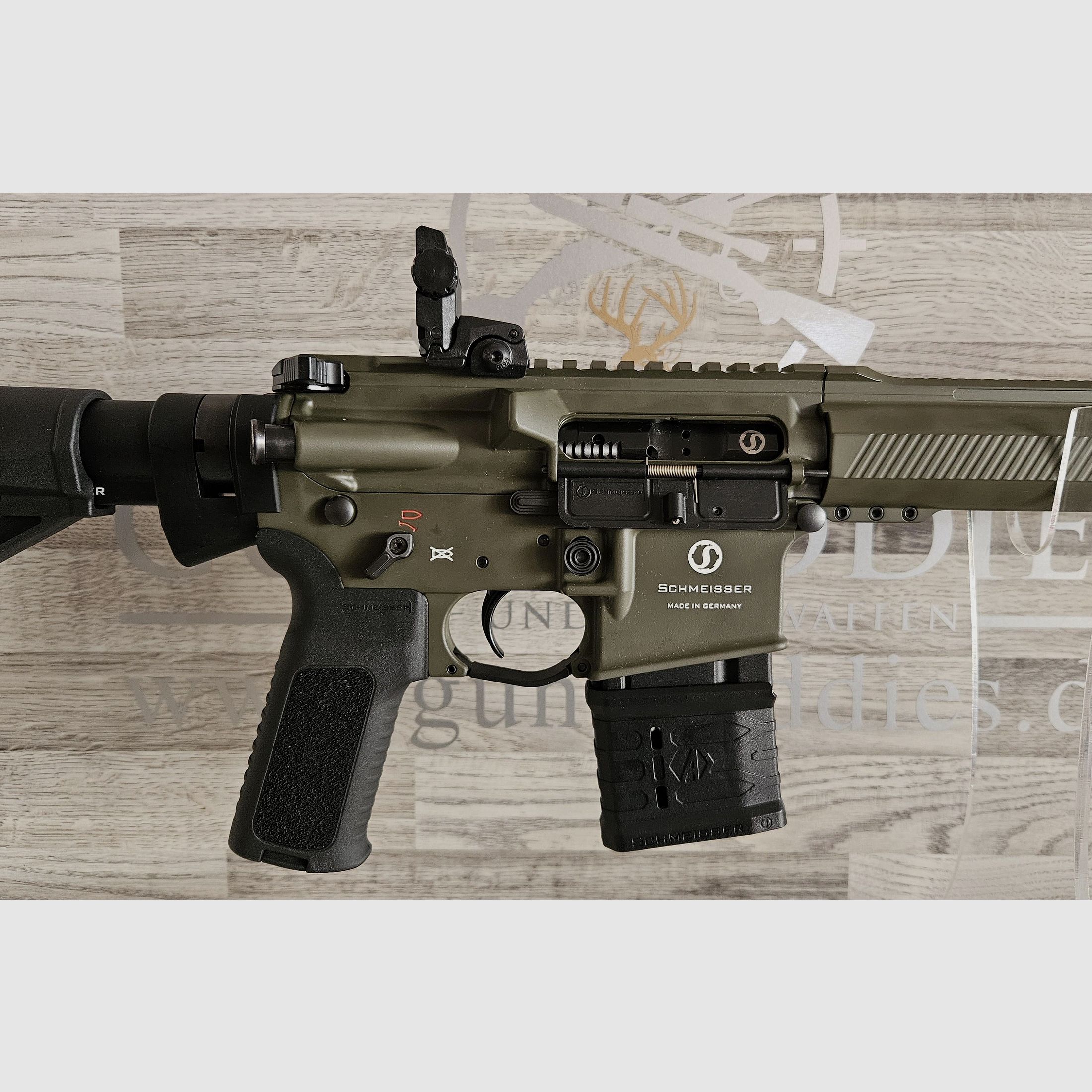 Schmeisser AR15 M4FL Sport Oliv 14,5" Cal. .223Rem. - ¡envío gratis! - Producto nuevo del comercio especializado