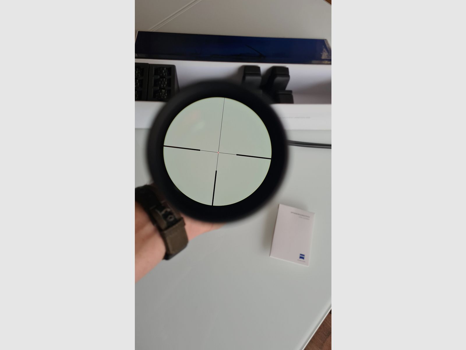 ZEISS Zielfernrohr V8 4,8-35x60 ASV mit Schiene und Rusan Modular FIX / VB