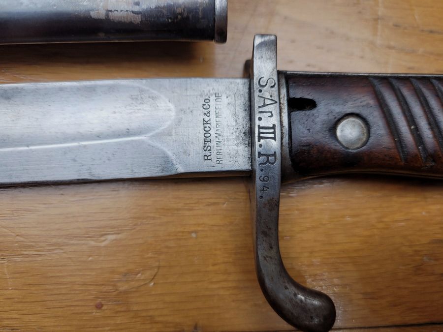 Rarissime baïonnette « V notch » 98/05 – Rare pommeau usiné en V – 1er type hybride de 1915 de R. STOCK à l&rsquo;origine – transformée Weimar à partir de 1920 – Police de Arnsberg – TOP !, image 9 sur 17