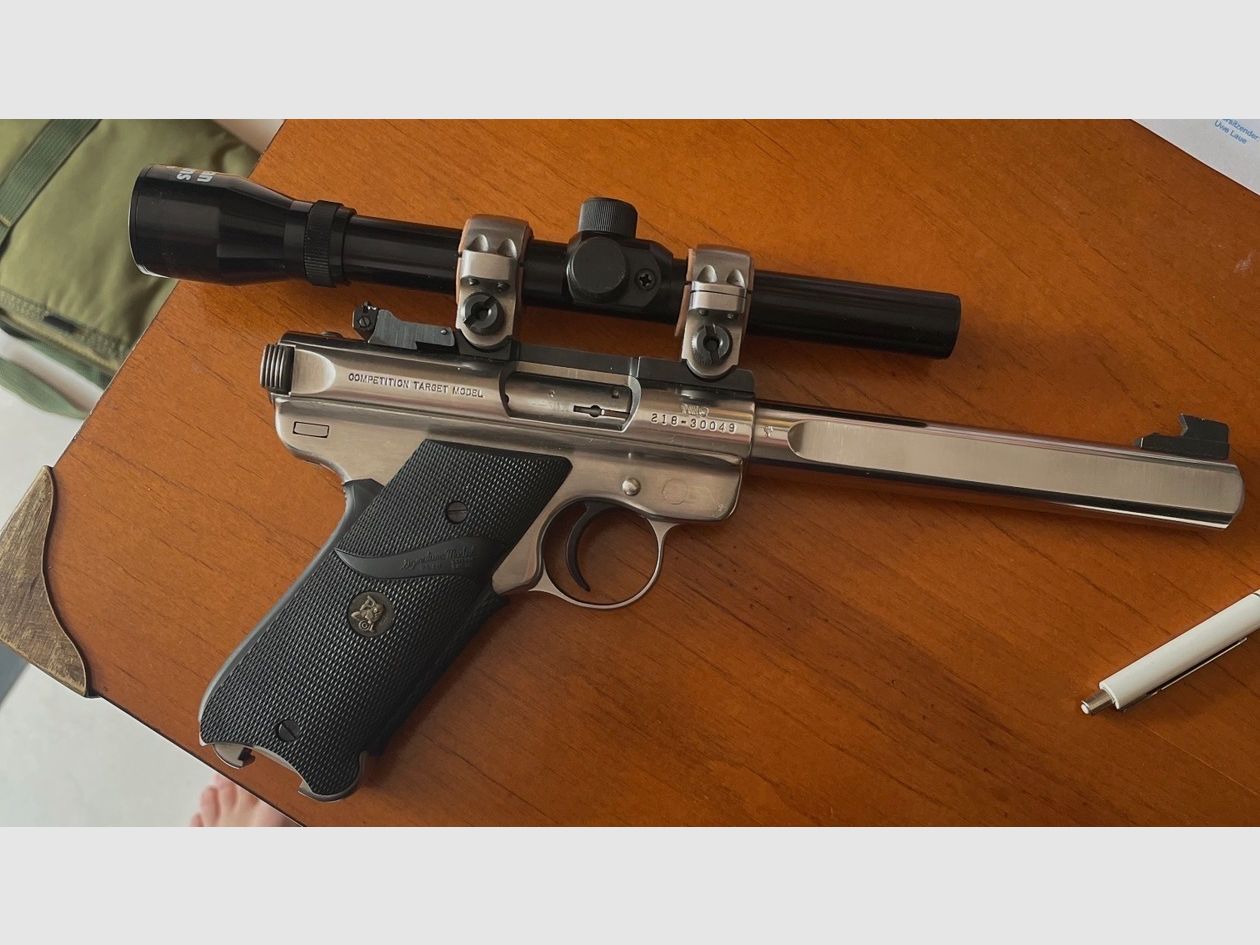 Ruger Target Mark II z lunetą