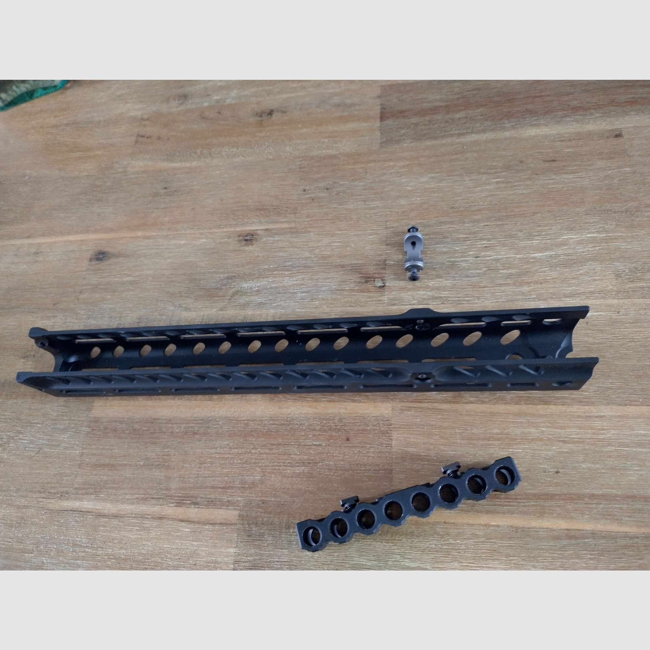 Przedni stock M-LOK - Rossi R95 / Marlin 1895 + 1894, zdjęcie 2 z 4