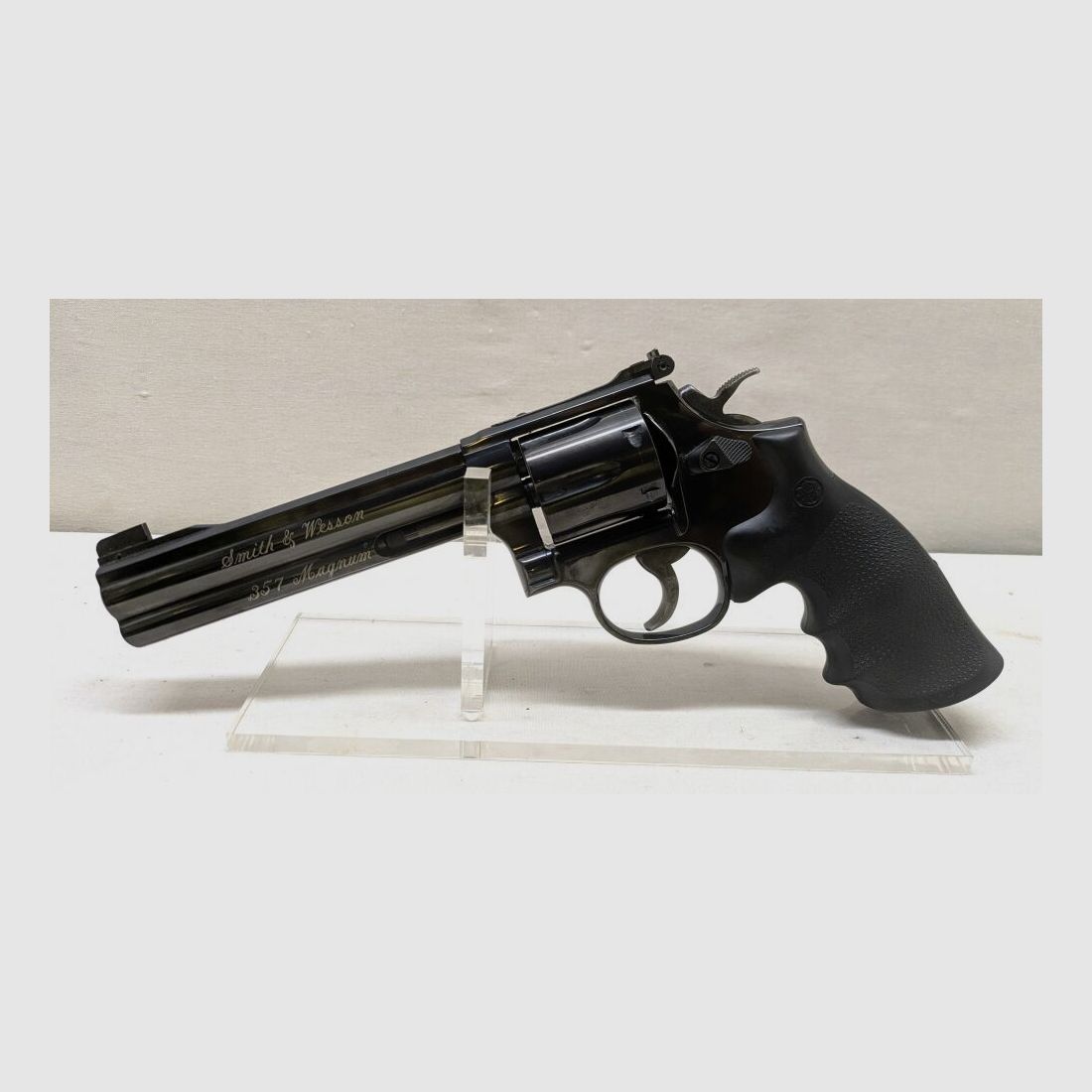 Smith & Wesson 586 Target Champion