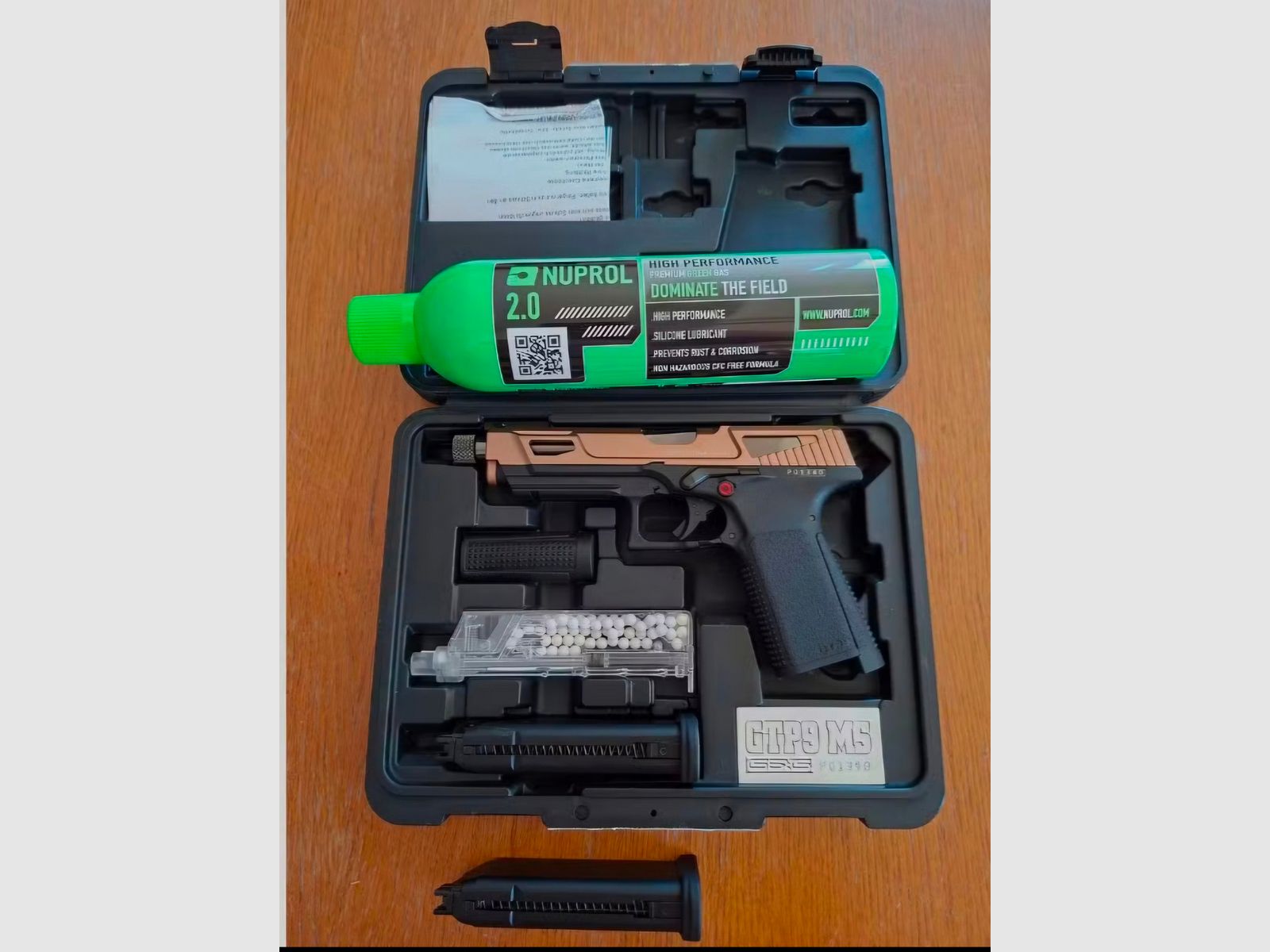 G&G GTP 9 MS DST CO2 airsoft pistol, Desert with green gas and 2 magazines