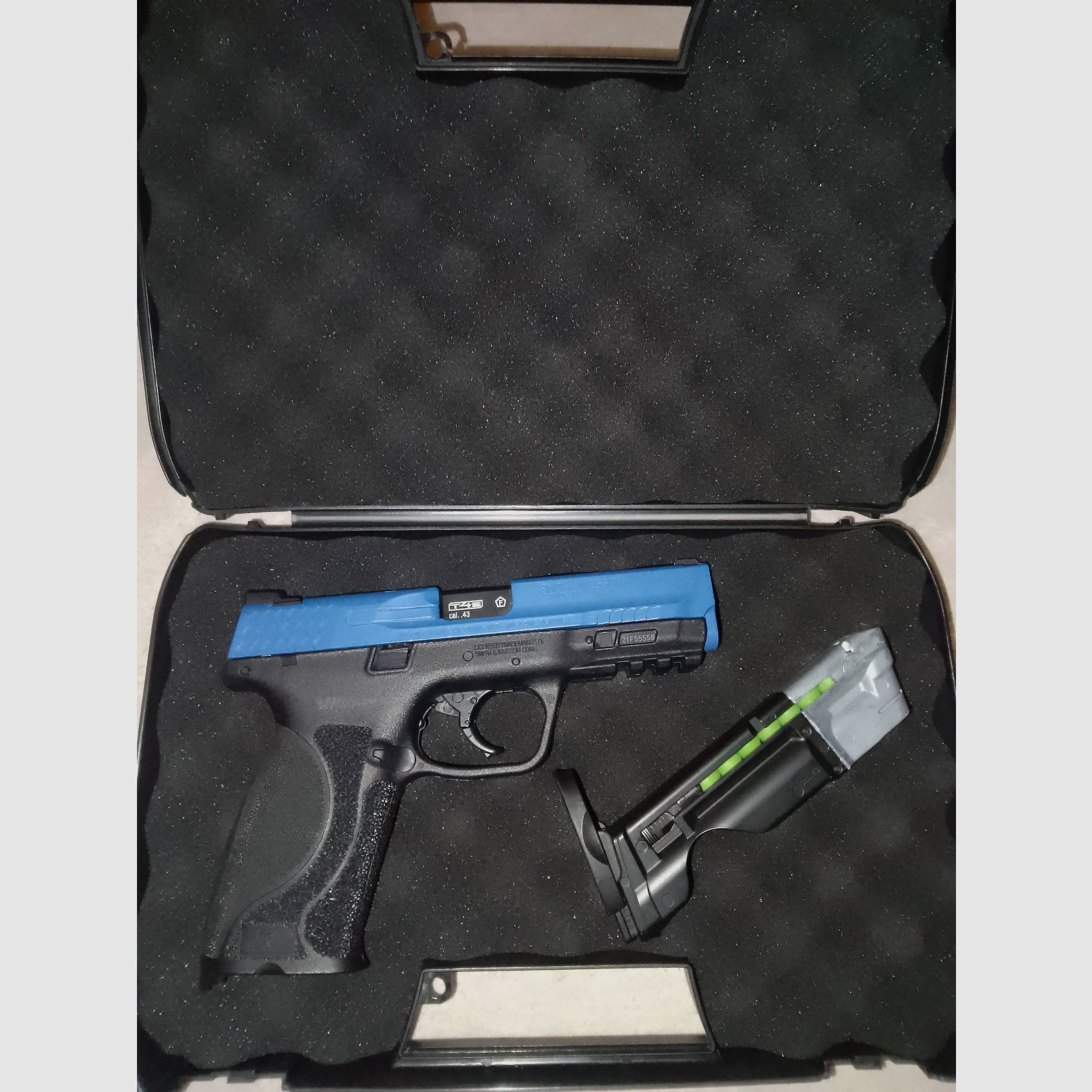 KiRAM Waffe Smith und Wesson kal. 43