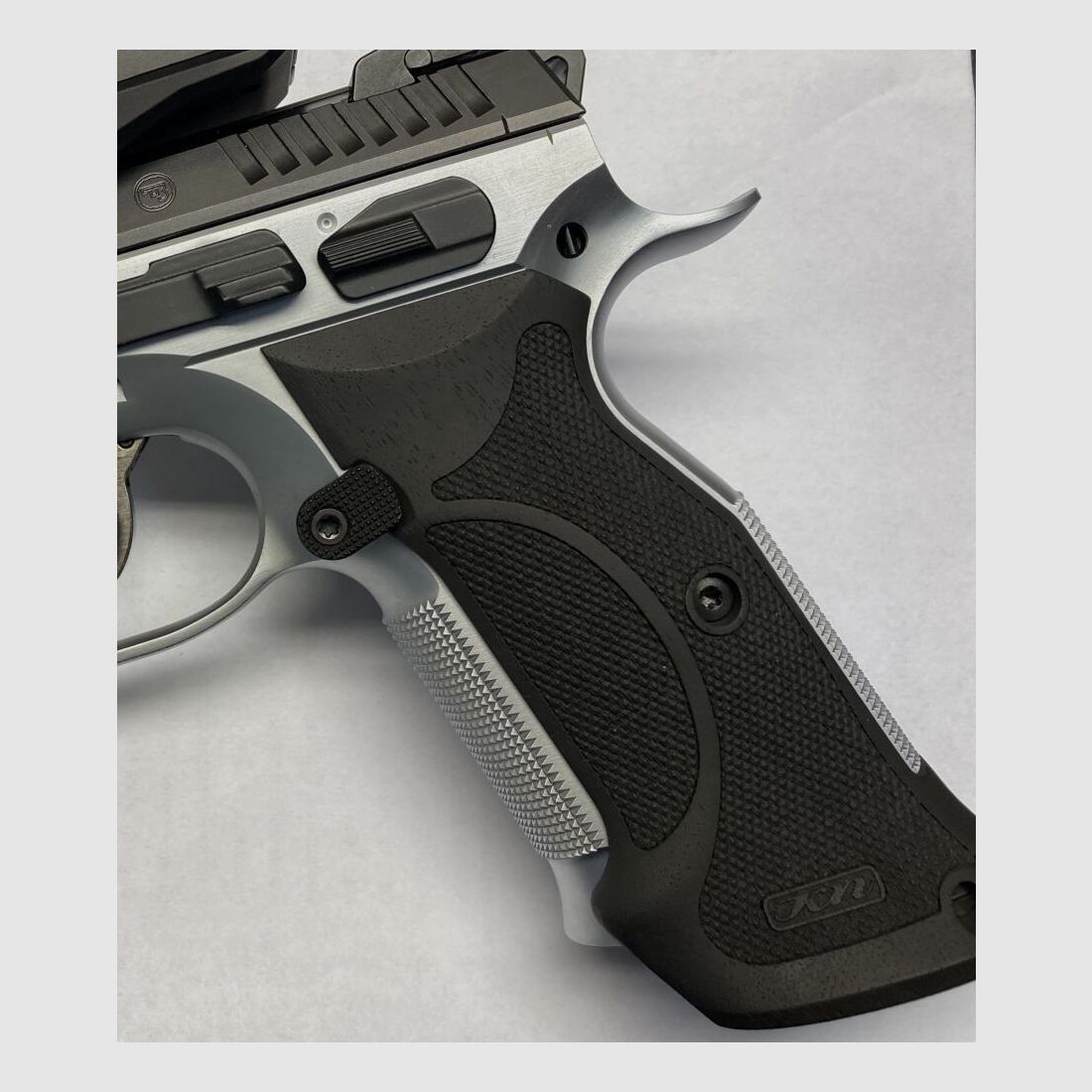 Nill Master czarny CZ 75 Shadow 2, KMR S-02, zdjęcie 1 z 2