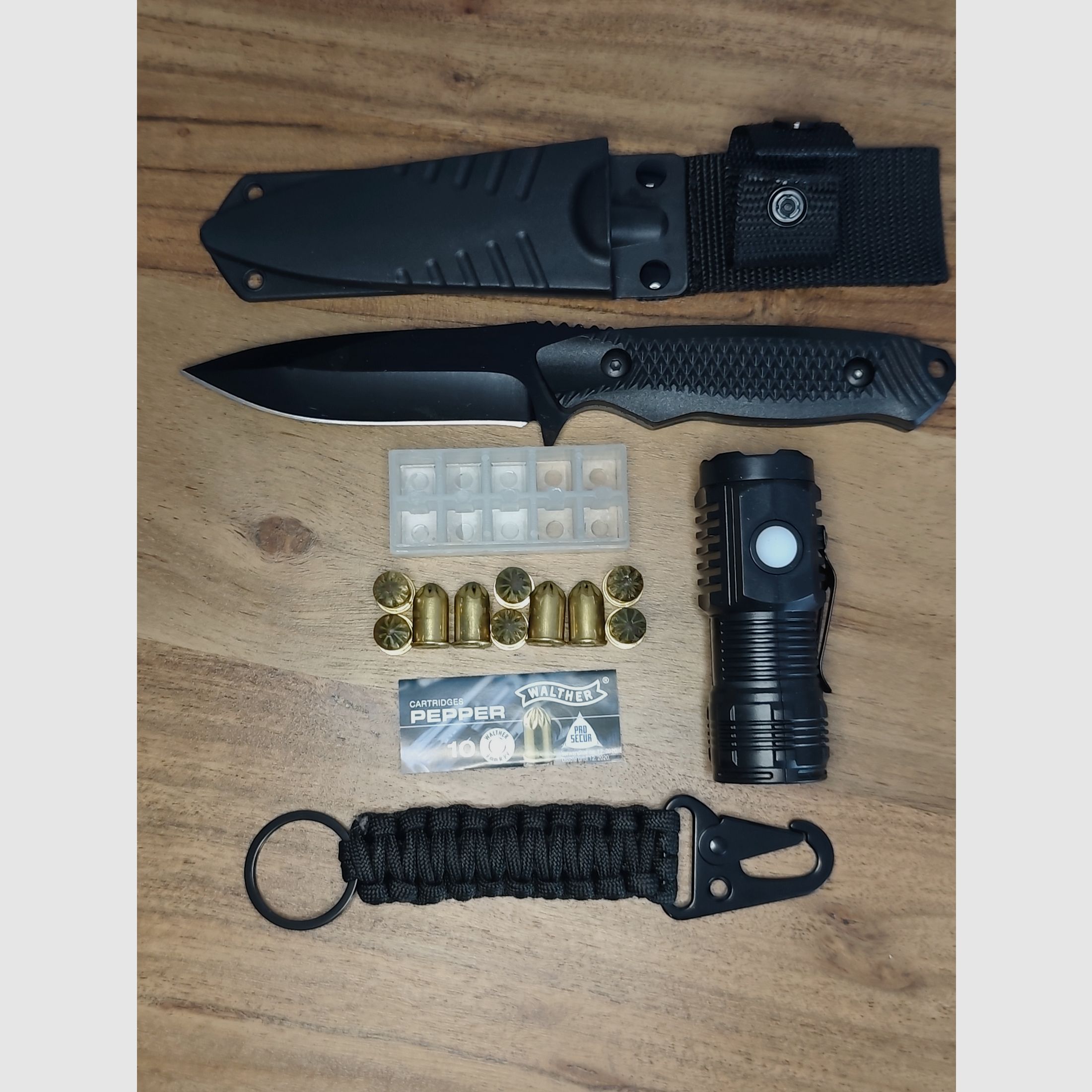 Selbstverteidigung 9mm RK Pfefferpartronen +viel Zubehöhr!