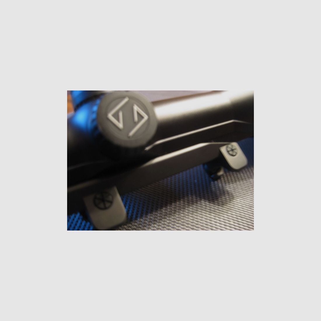 ZEISS-klassieker !! DE ZEISS Victory Varipoint M 3-12x56 iC T* met kruis-60 en inclusief org. Blaser-zadelmontage in TOP-TOESTAND !! GEEN Swarovski-Schmidt&Bender-Kahles-Leica-Sauer enz. !