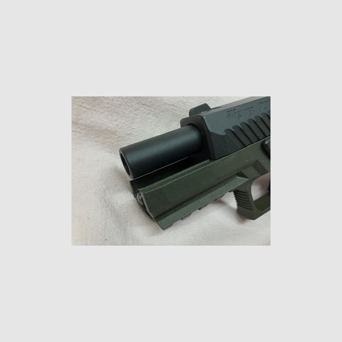 SIG SAUER P320 OD-GREEN, cal. 9mm P.A.K. PTB Nr. 1038
