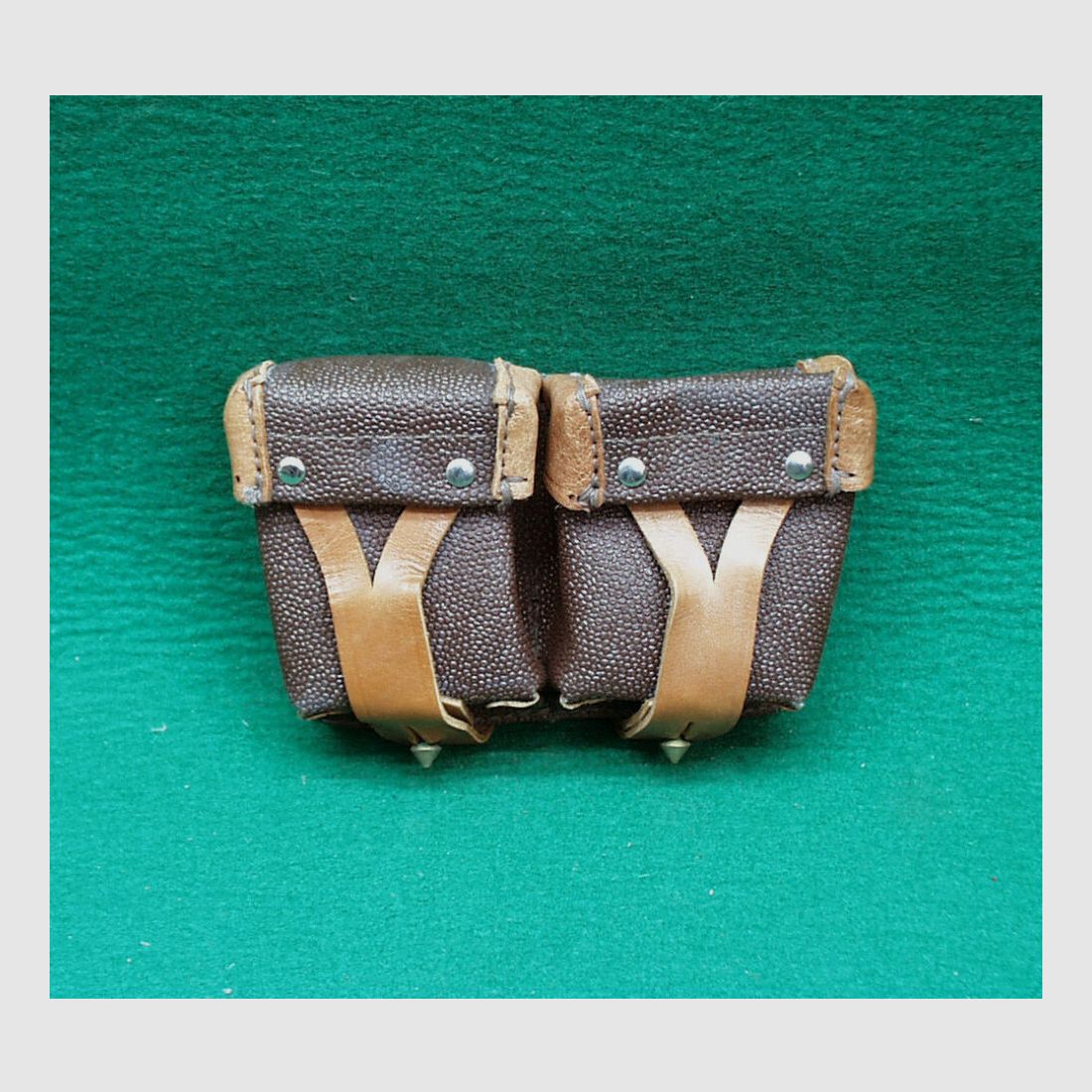 unbekannt	 Patronen/Magazin-Tasche, Bild 1 von 2