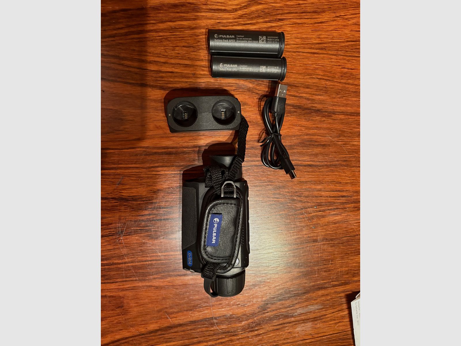 Pulsar Axion xm30s with battery charger and battery pack