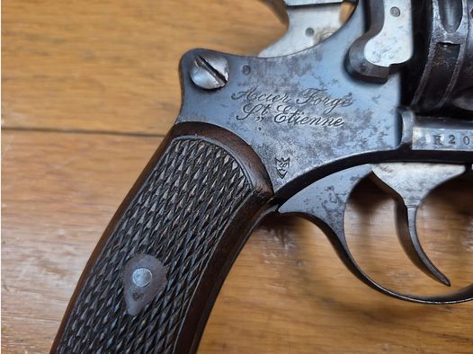 Ziviler Revolver Modell 1892 französischer Ordnung – 8mm92 – Von Lamure und Gidrol – Stéphanoise Qualität! – Selten Kategorie D – Zu reinigen aber BE / BE+
