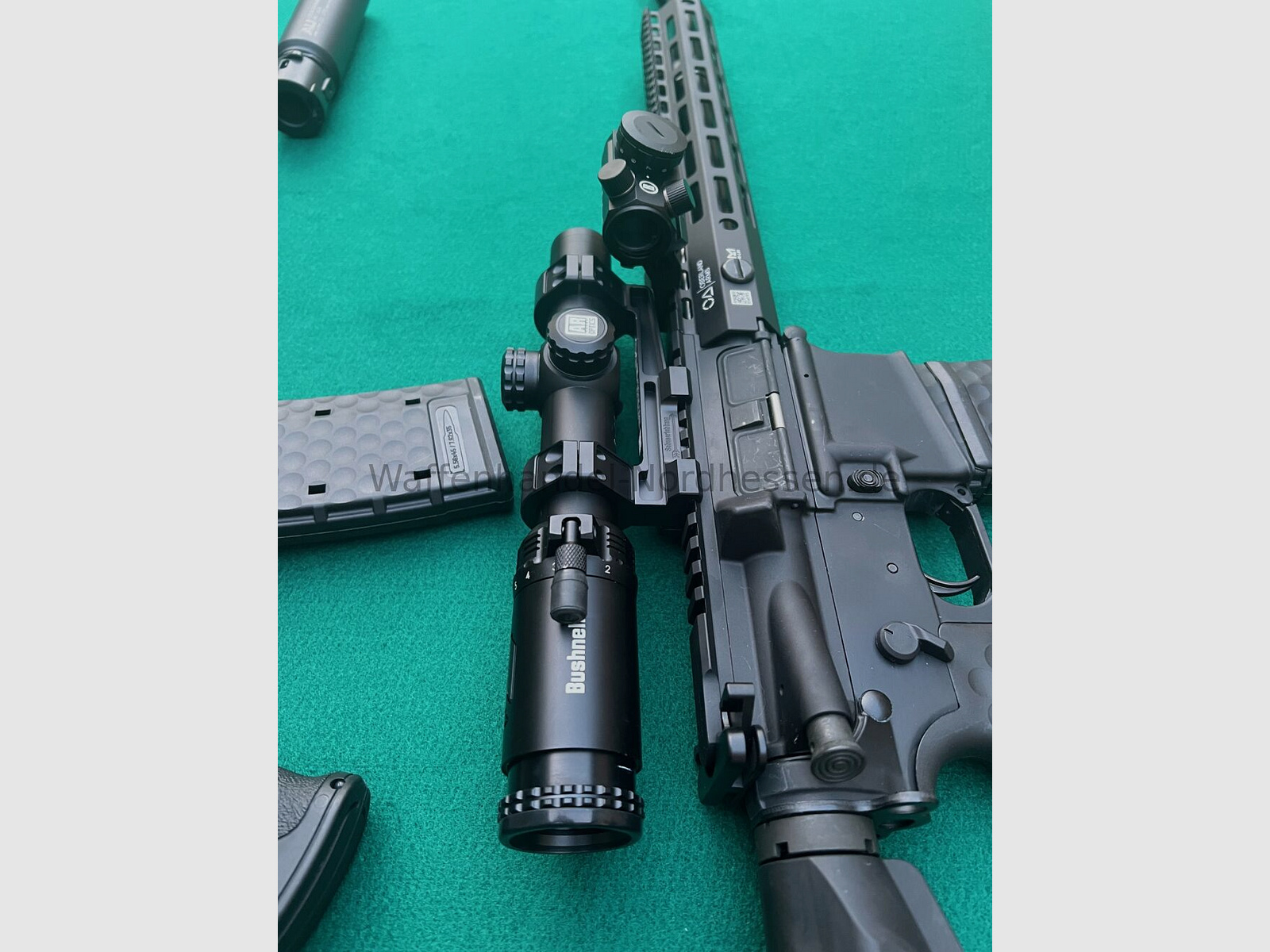 Haenel , Oberland Arms , Schmeisser , usw.	 AR15