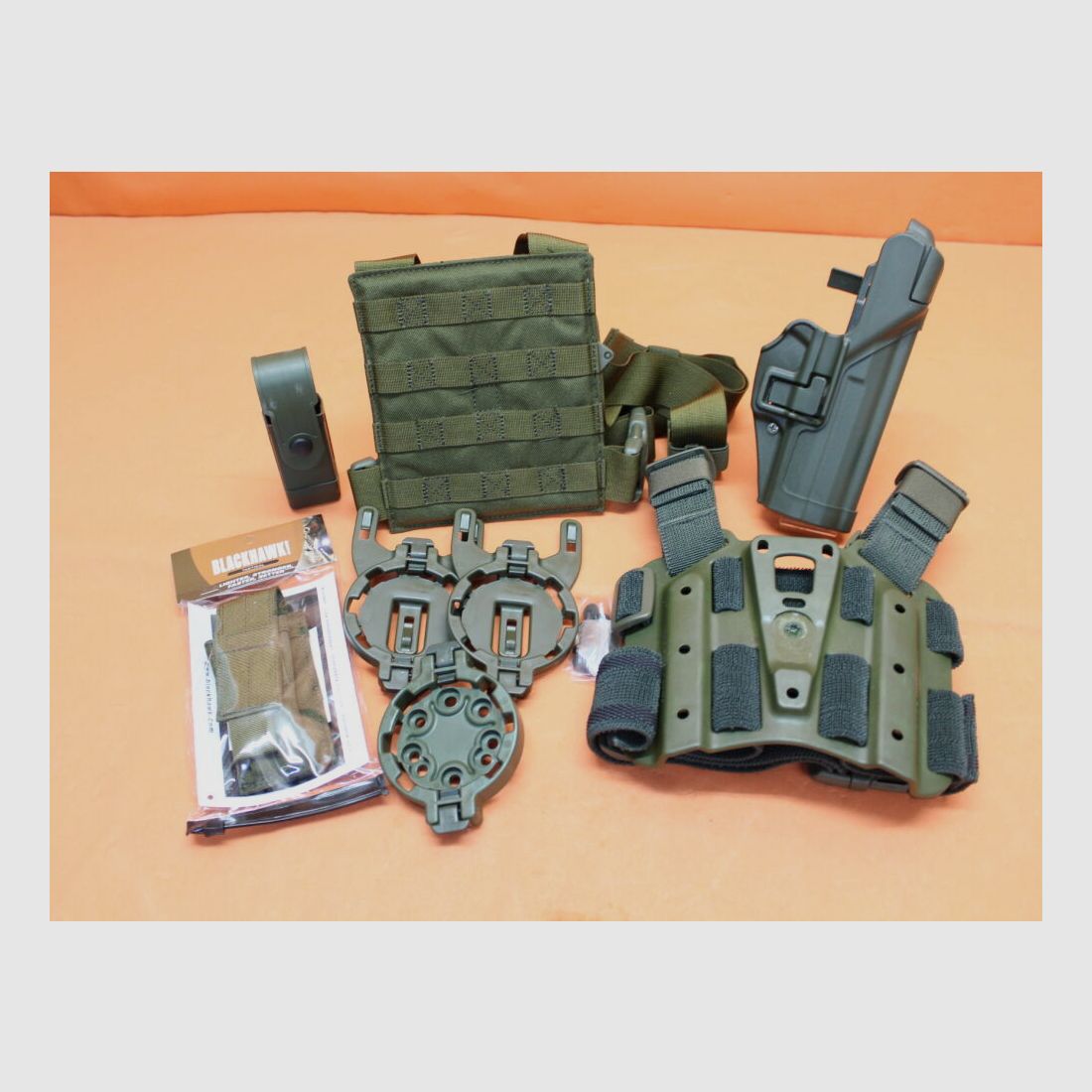 Blackhawk Blackhawk Holstersystem SERPA Tactical Level 3 RH Heckler&Koch HK P8 (Bundeswehr) oliv OD