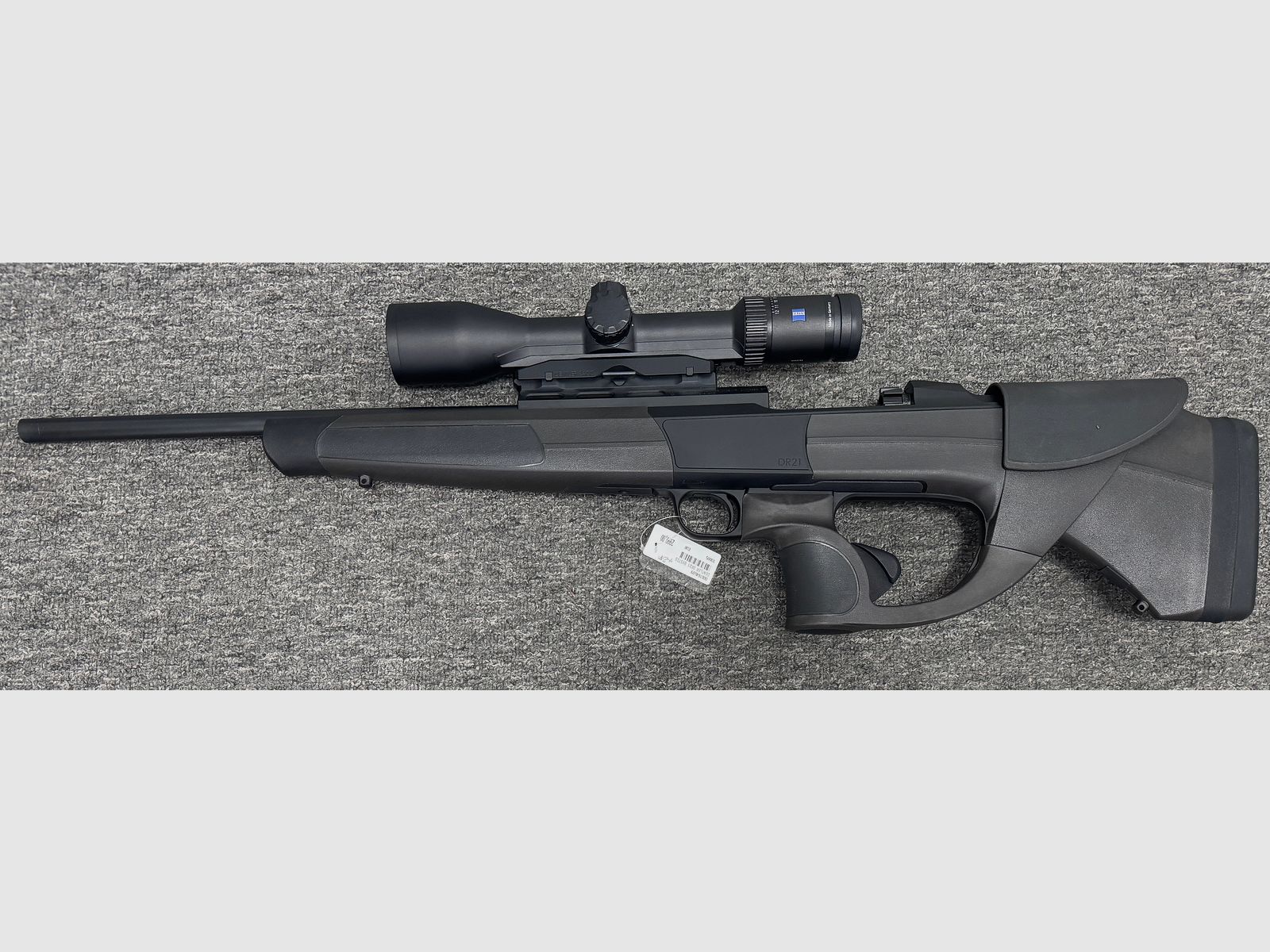 Dentler DR21 - 8x57IS - inclu. Zeiss Conquest V6  2-12x50 - Arme de démonstration