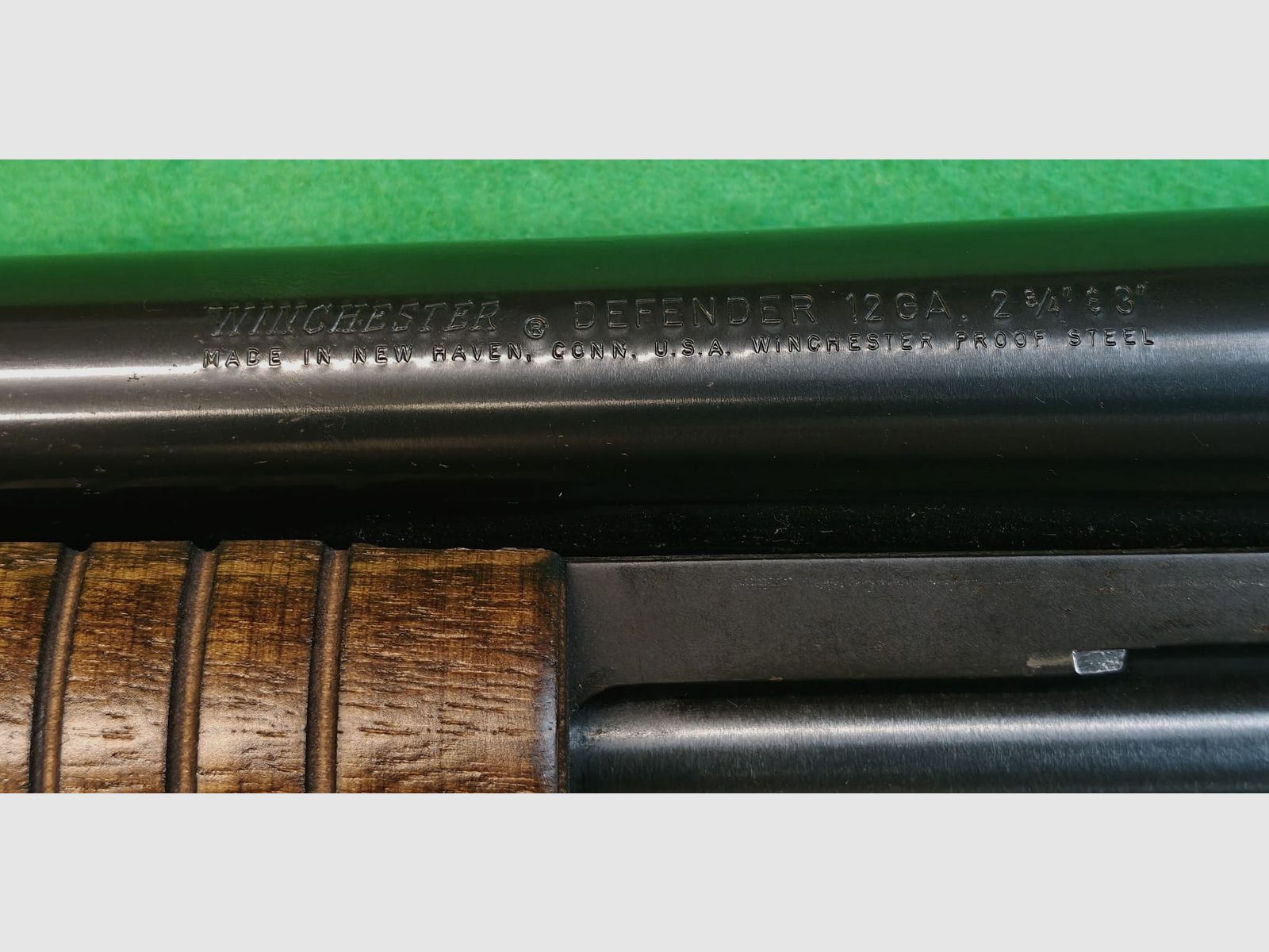 Winchester Defender 12/76 Vorderschaftrepetierflinte