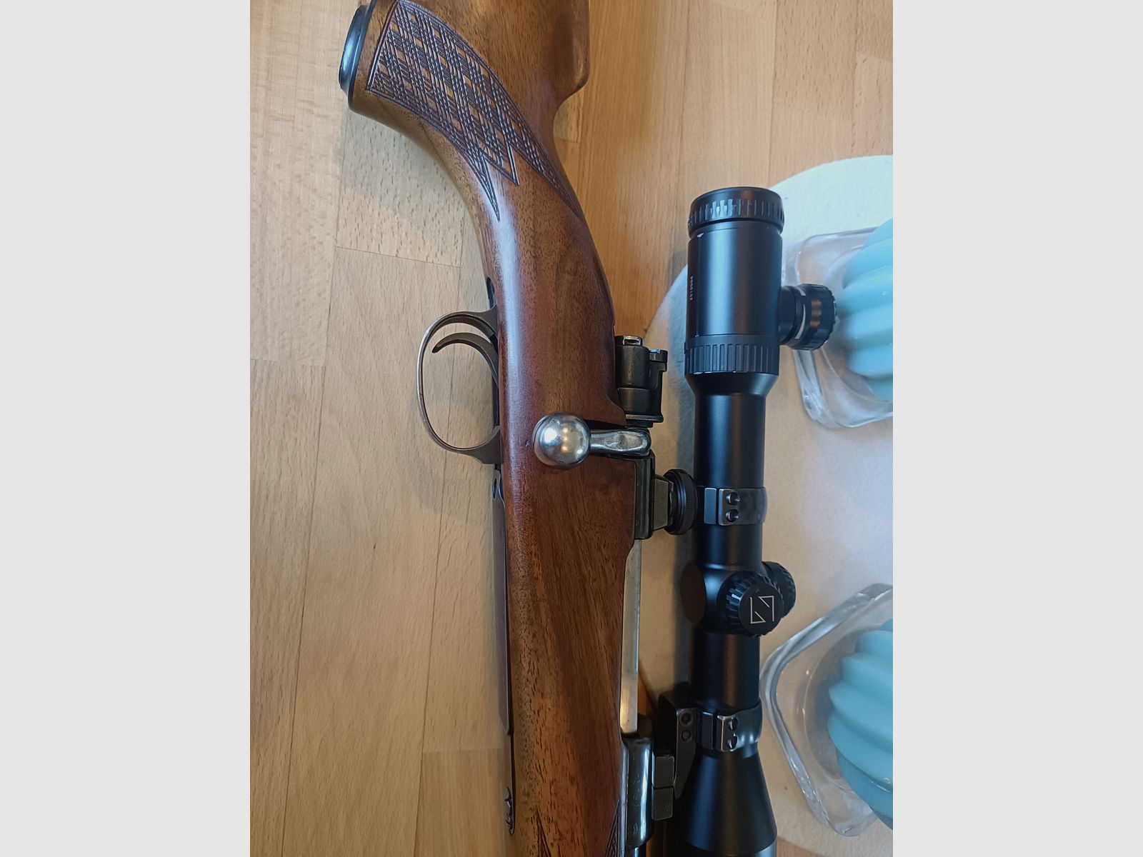 Zastava Mauser 98, Kaliber .308 , Zeiss + Munition 