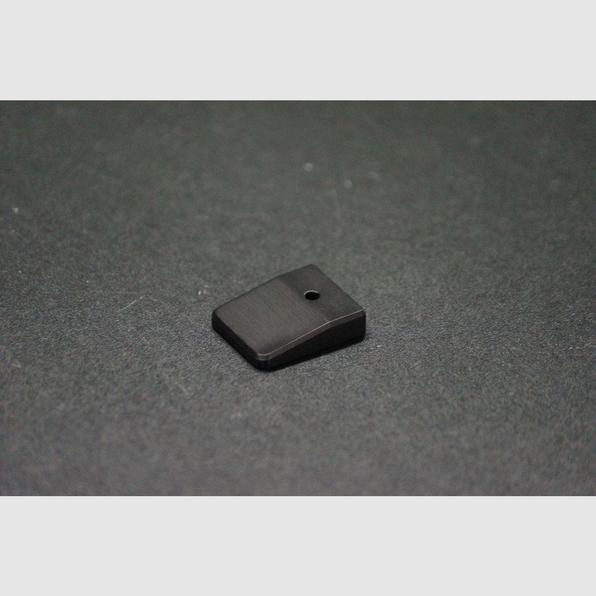 CZ TS2 fond de chargeur noir, image 1 sur 2