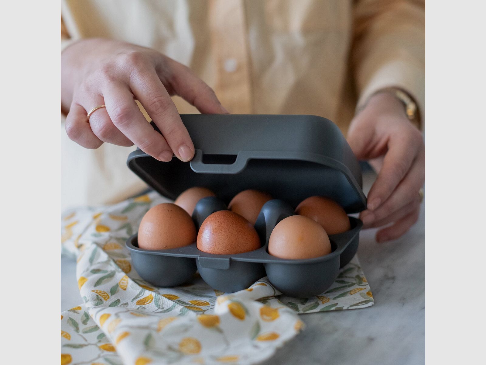 Scatola per uova mini EGGS TO GO, sabbia, immagine 8 di 12