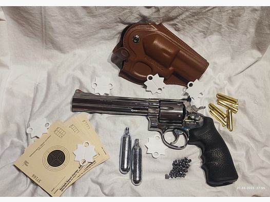 Smith and Wesson 6 Zoll CO2 Luftpistole/Revolver Set 