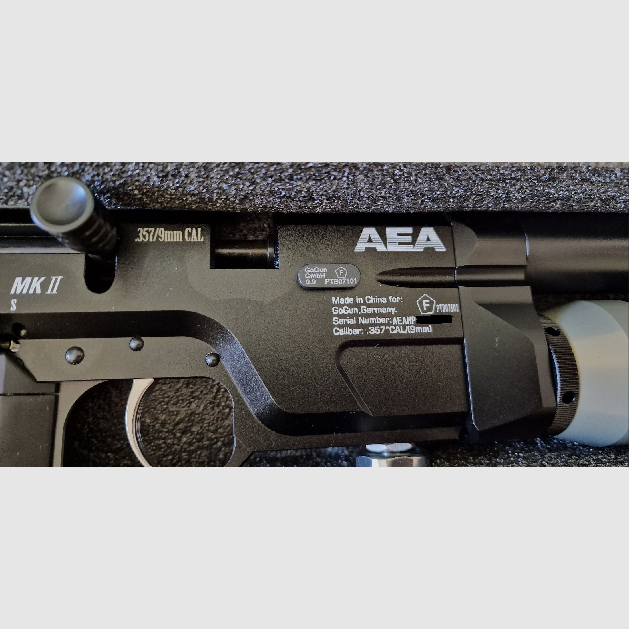 AEA HP Max MK2 con accesorios, silenciador HPMAX, tanques de aire comprimido, cargadores, silenciador