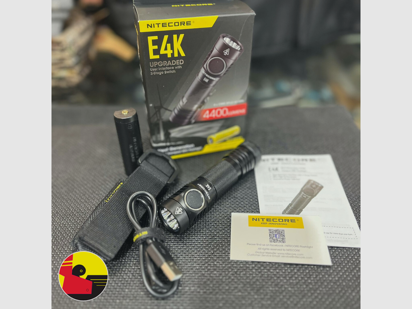 Nitecore E4K Strong Light Highlight 4400 Lumen 21700 Batteria Torcia Portatile, immagine 7 di 7