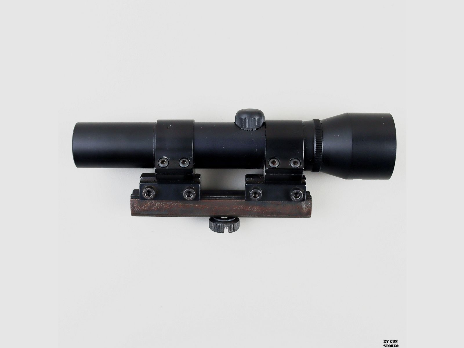 Optik Lyon 4x hergestellt in Japan, Bild 1 von 6