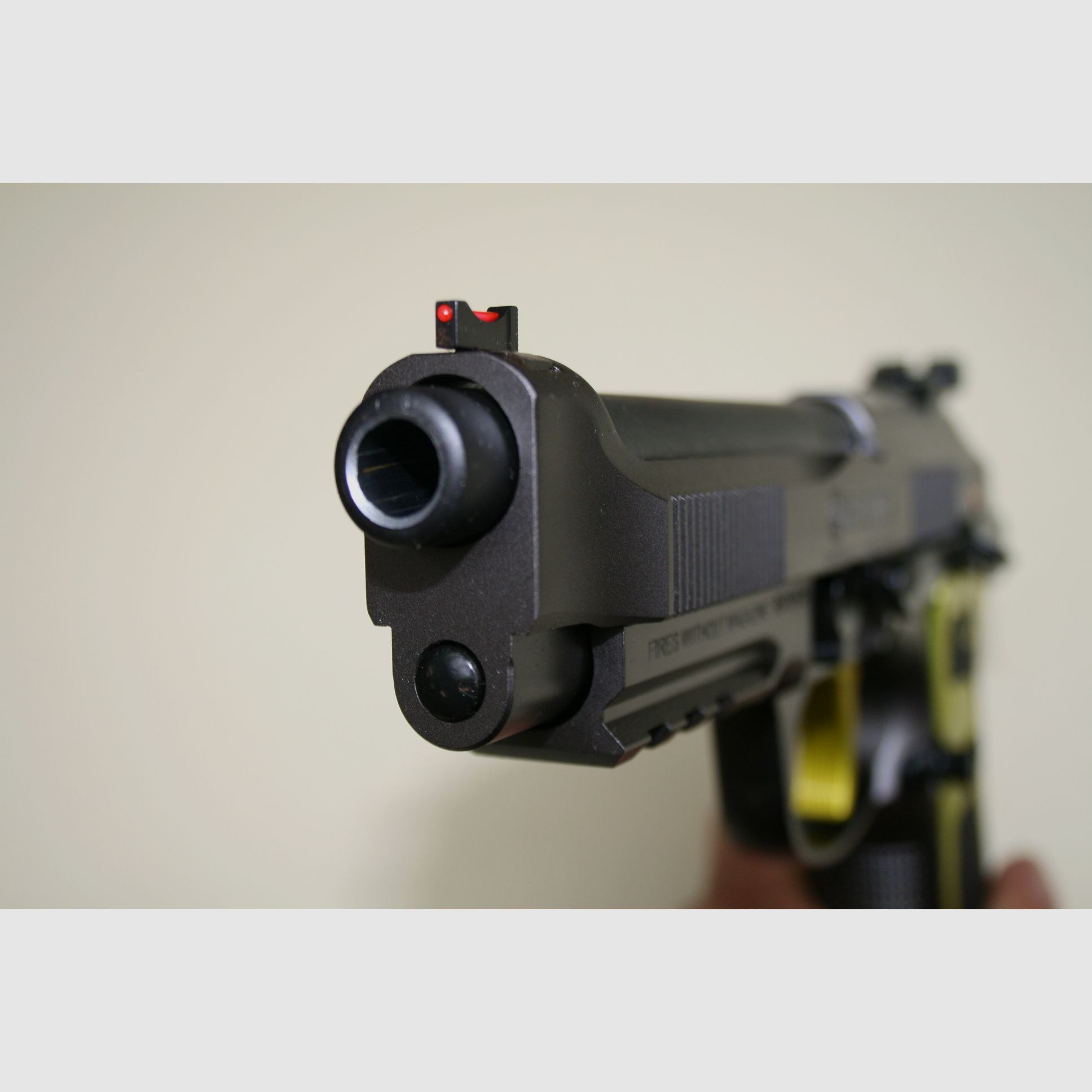 Pistole Beretta 92 X Performance Optic Ready Kal. 9×19 Special Make Gelb, Bild 6 von 8