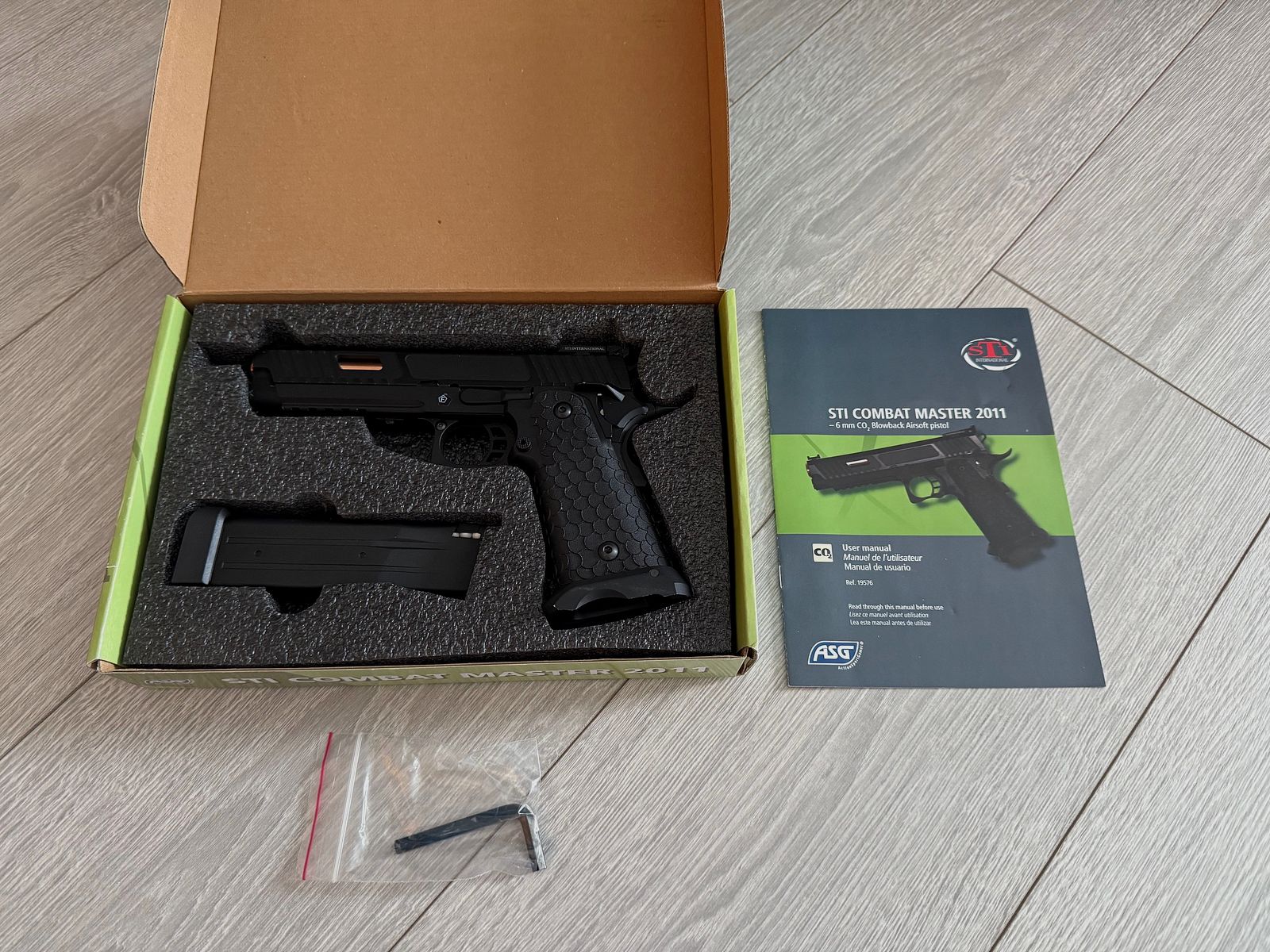 STI Combat Master 2011 GBB, CO2