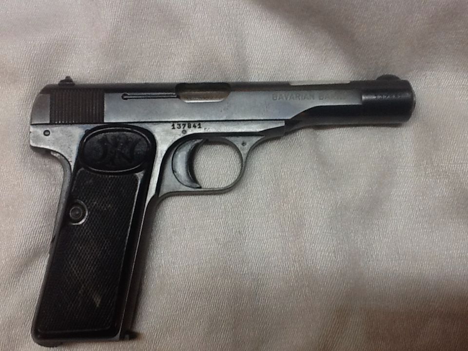 FN Belgien 10/22