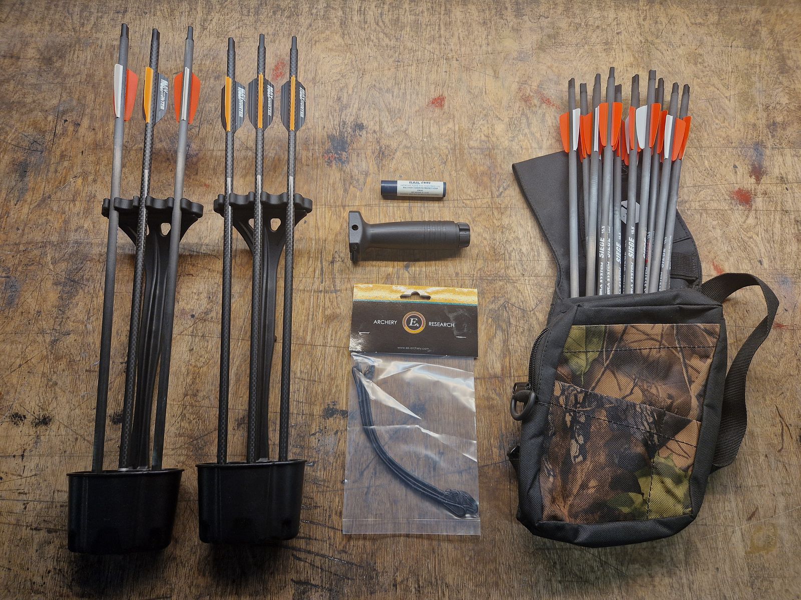 Ek Archery Siege 300 Set