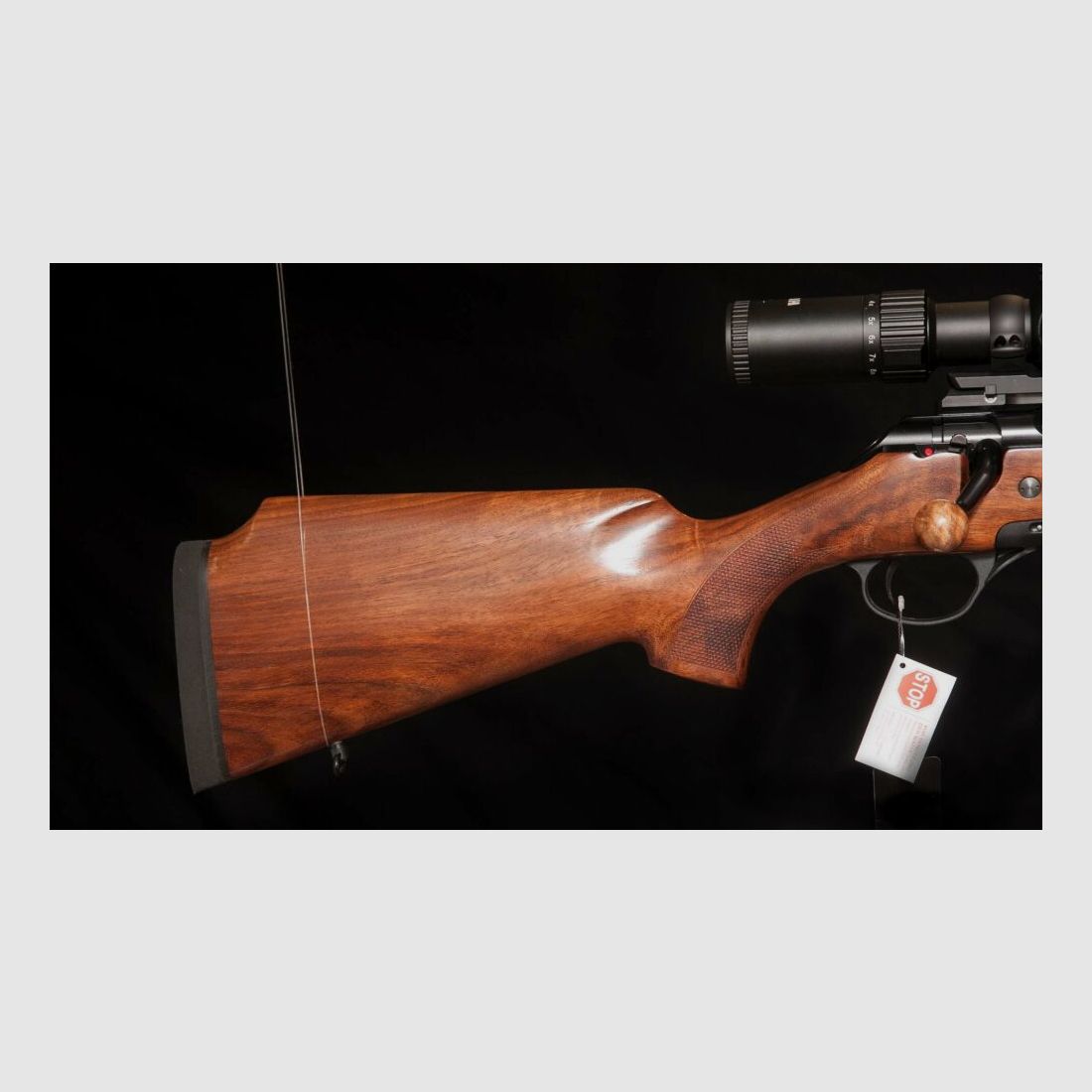 Kompletny zestaw młodego myśliwego z karabinem powtarzalnym z lunetą luksusową, drewno Haenel Jäger 10 Timber Edition, montaż Dentler