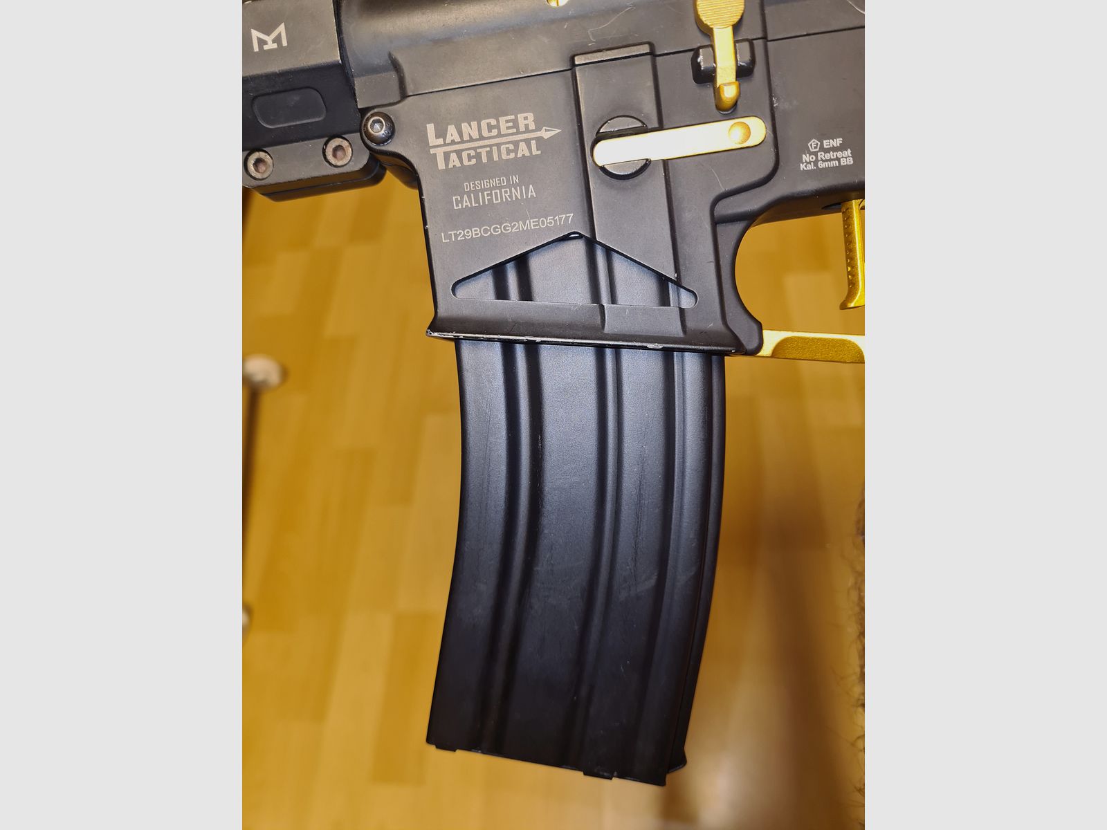 Enforcer Needletail Limited Edition (S)AEG, Goud