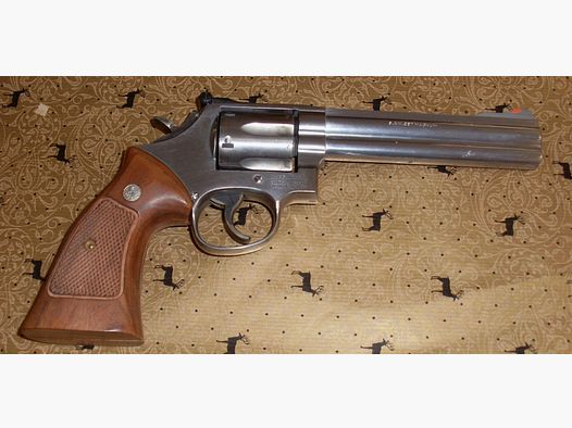 Smith & Wesson Revolver 686 357 Mag