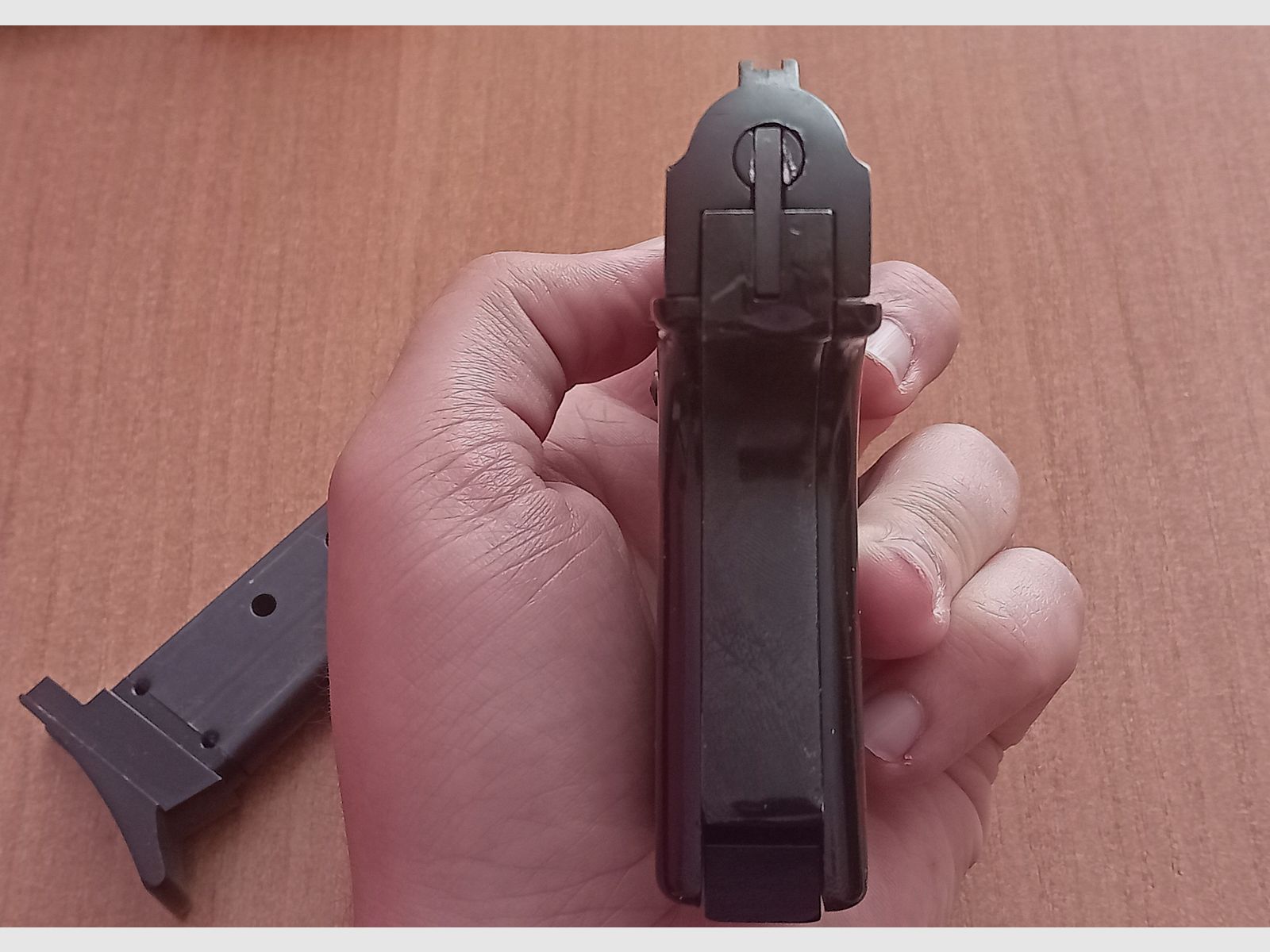Reck FBI 8000 Cal. 8 mm Knall dans le PTB 387/2