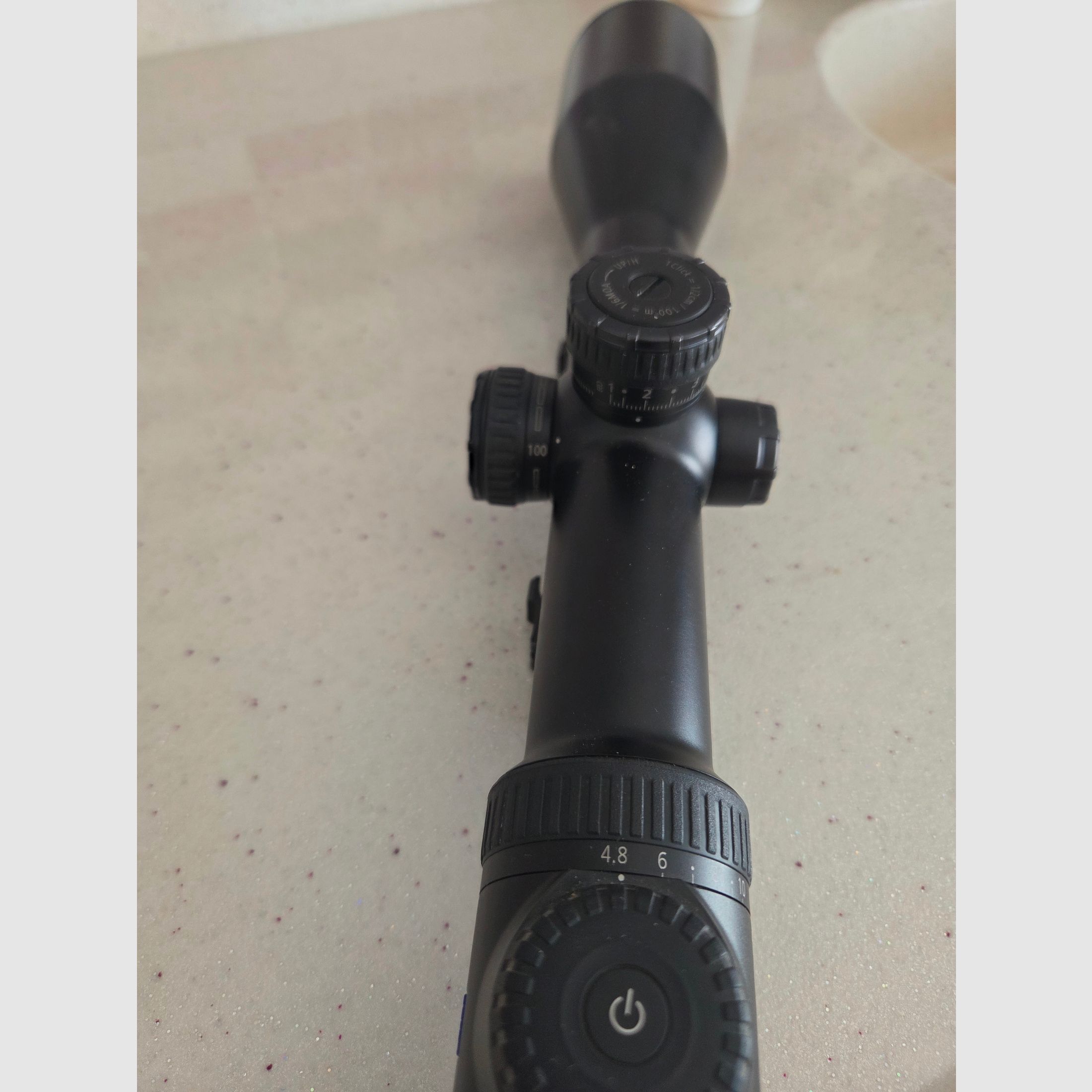 Zeiss 4.8.35 ×60victory v8