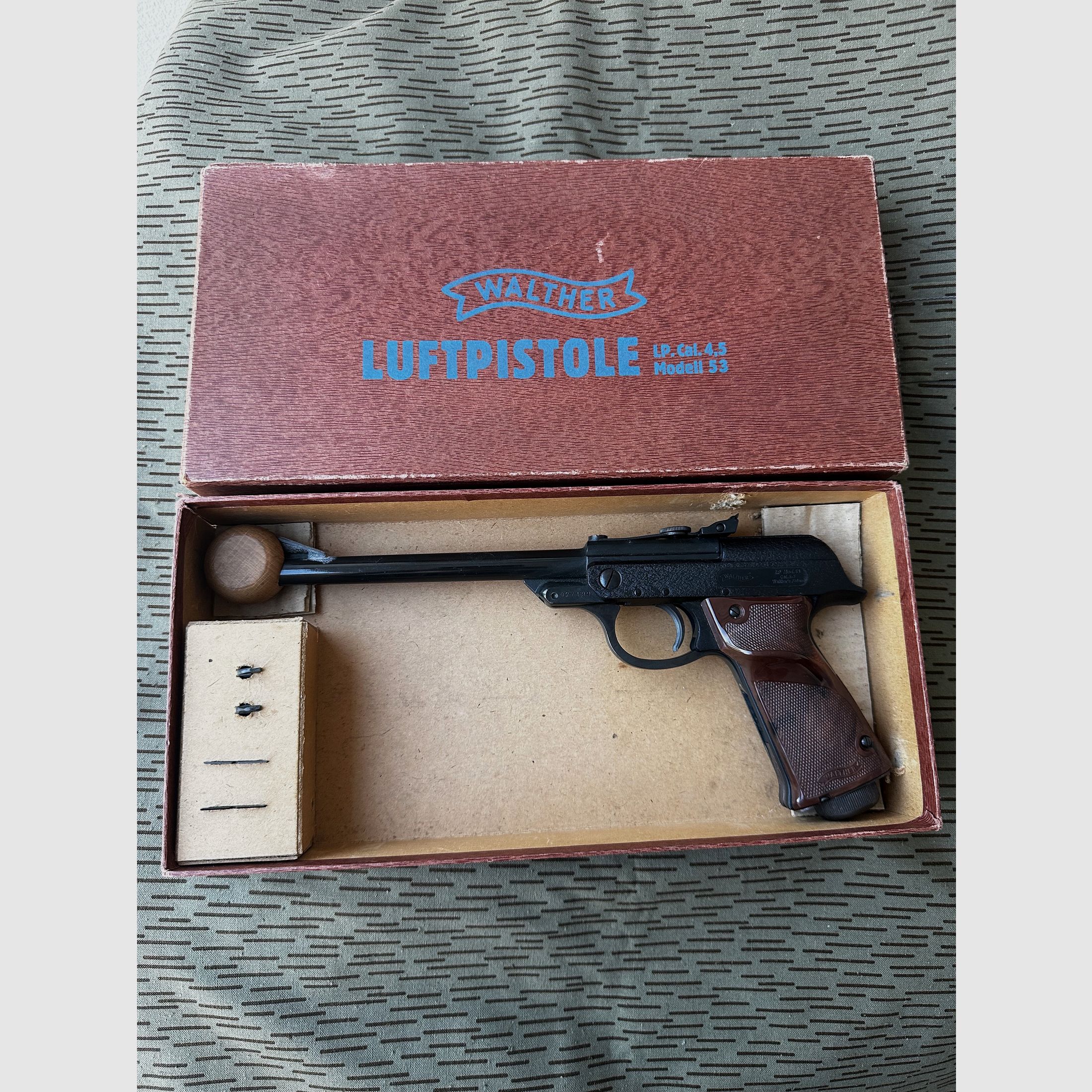 Pistola de aire Walther LP 53 James Bond 4,5mm OVP