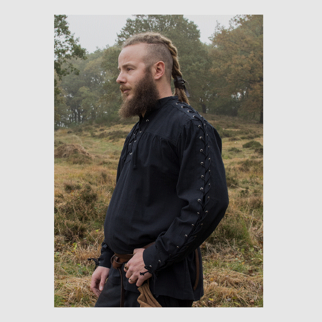 Middeleeuwse shirt Corvin met vetersluiting, zwart