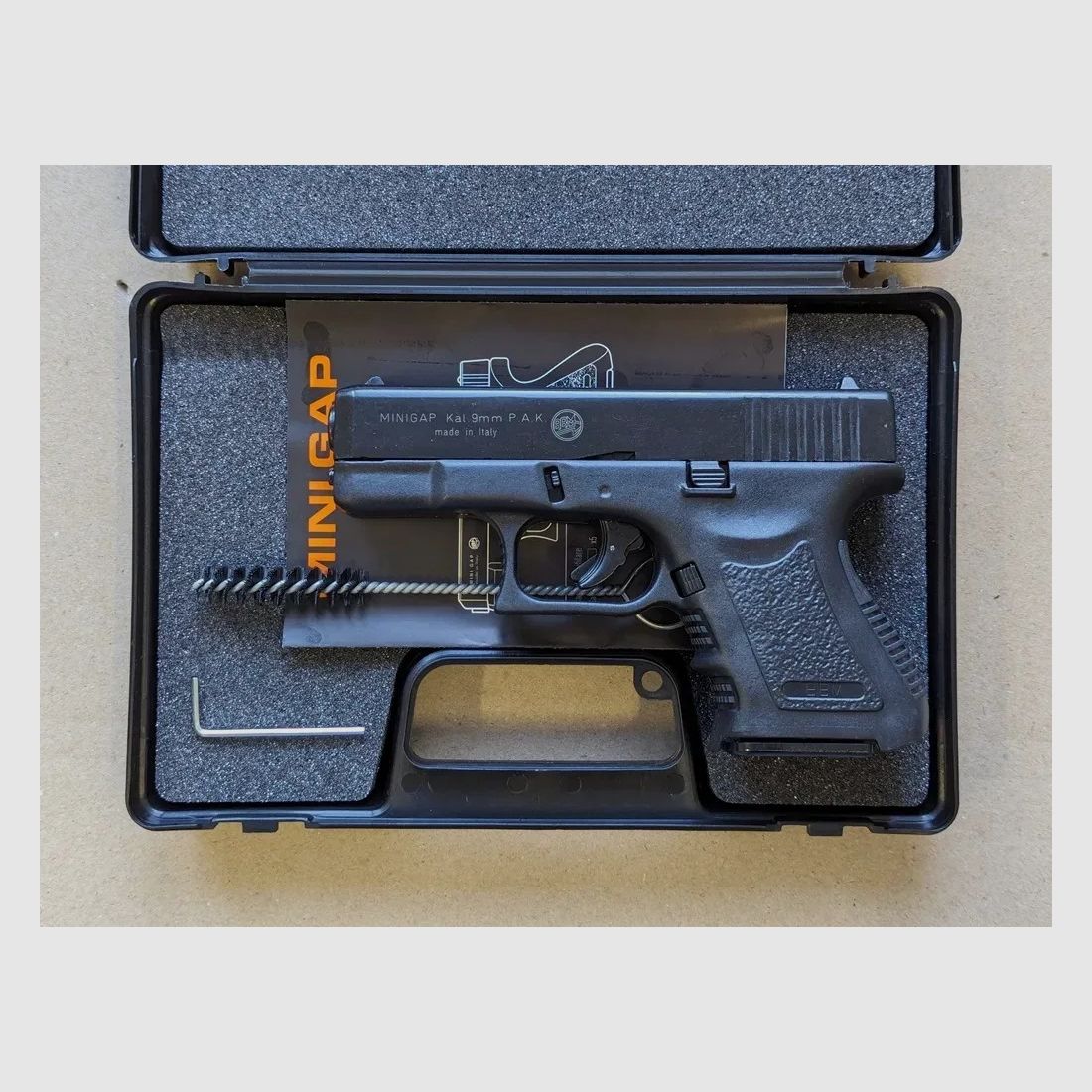 BRUNI Mini GAP 9mm P.A.K. pistola a salve Glock 26 replica