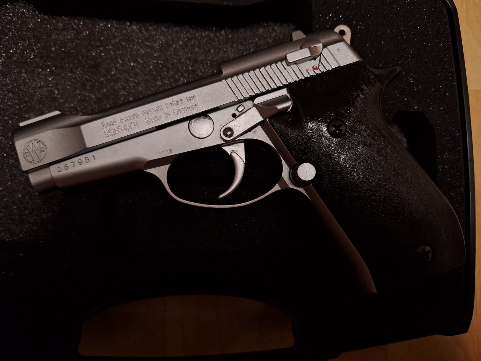 Weihrauch HW 94 Schreckschuss Pistole vernickelt in 9mm R.K. PTB 695