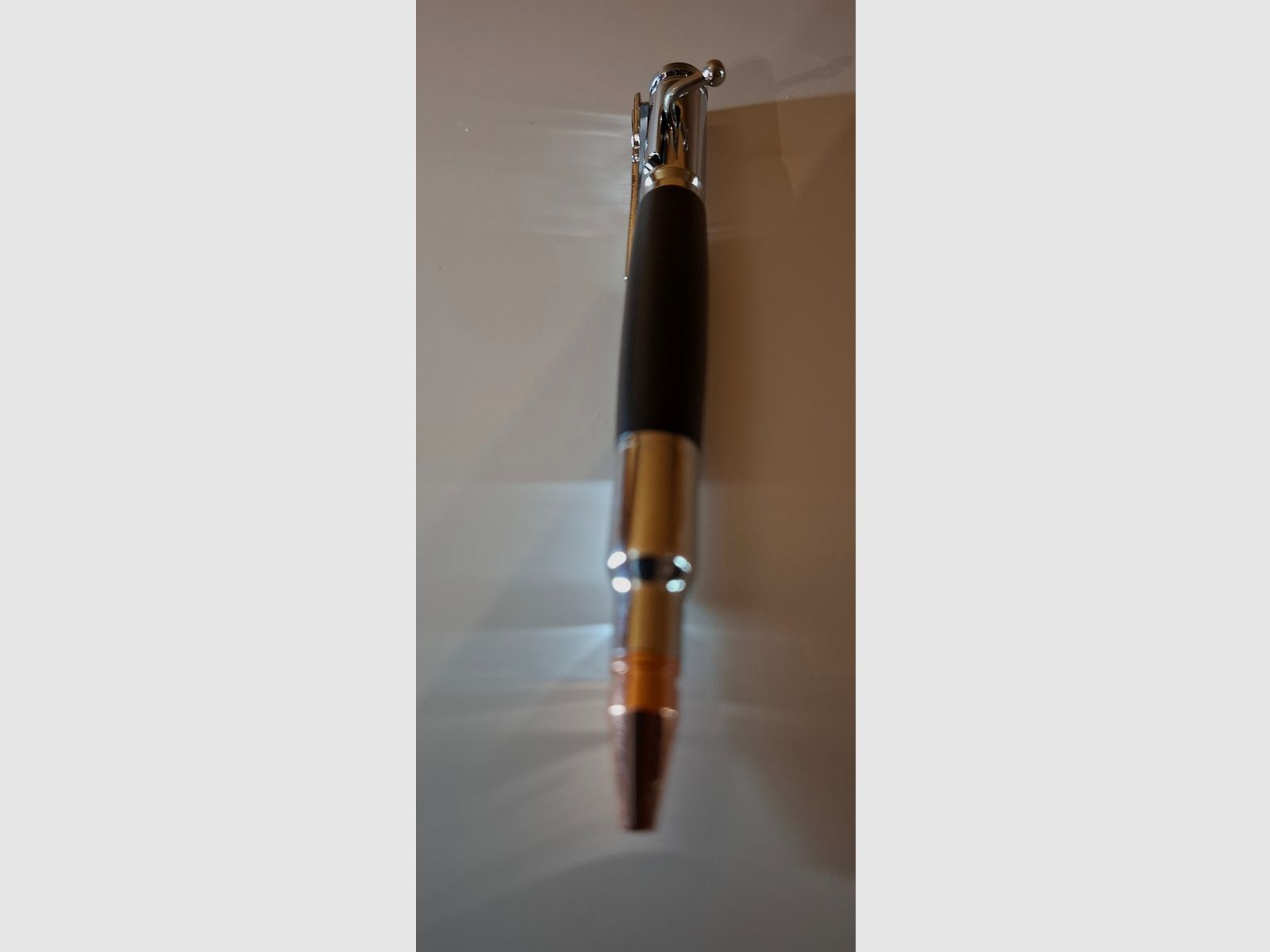 Vendo bolígrafos de caza en varias combinaciones.