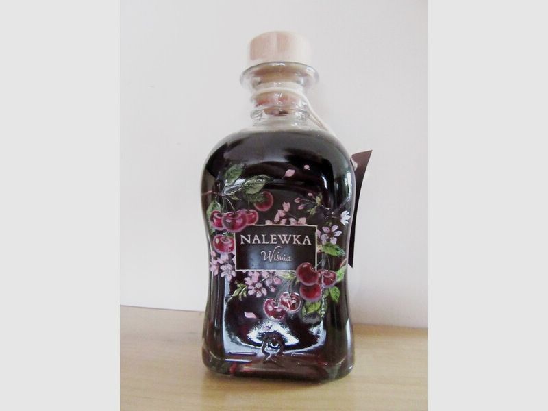 Nalewka Babuni  Polen Kirschen Traditionelles Getränk 0,5 Liter