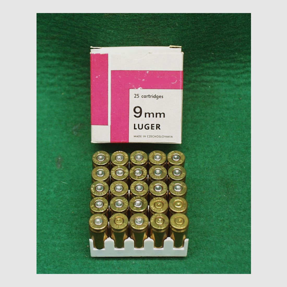 Winchester, HP.... Hulzen 9mm Luger, gebruikt