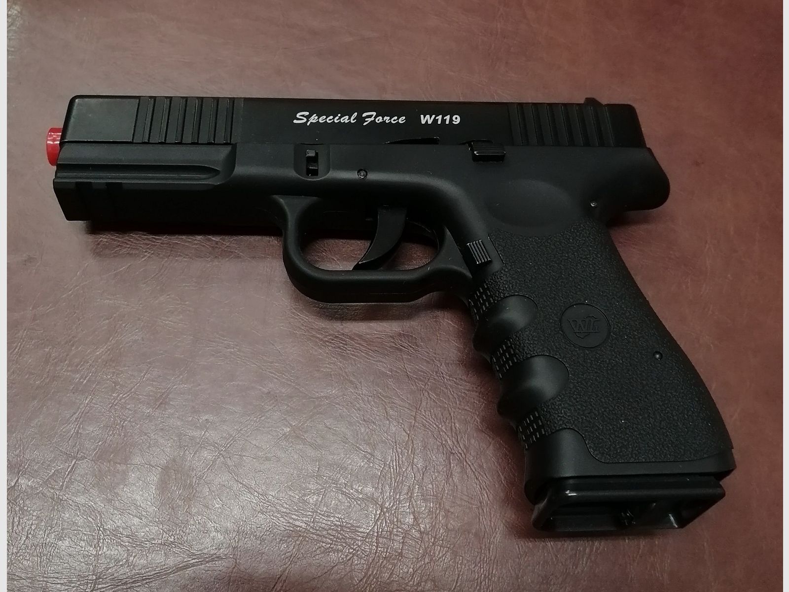 Pistolet Special Force W119