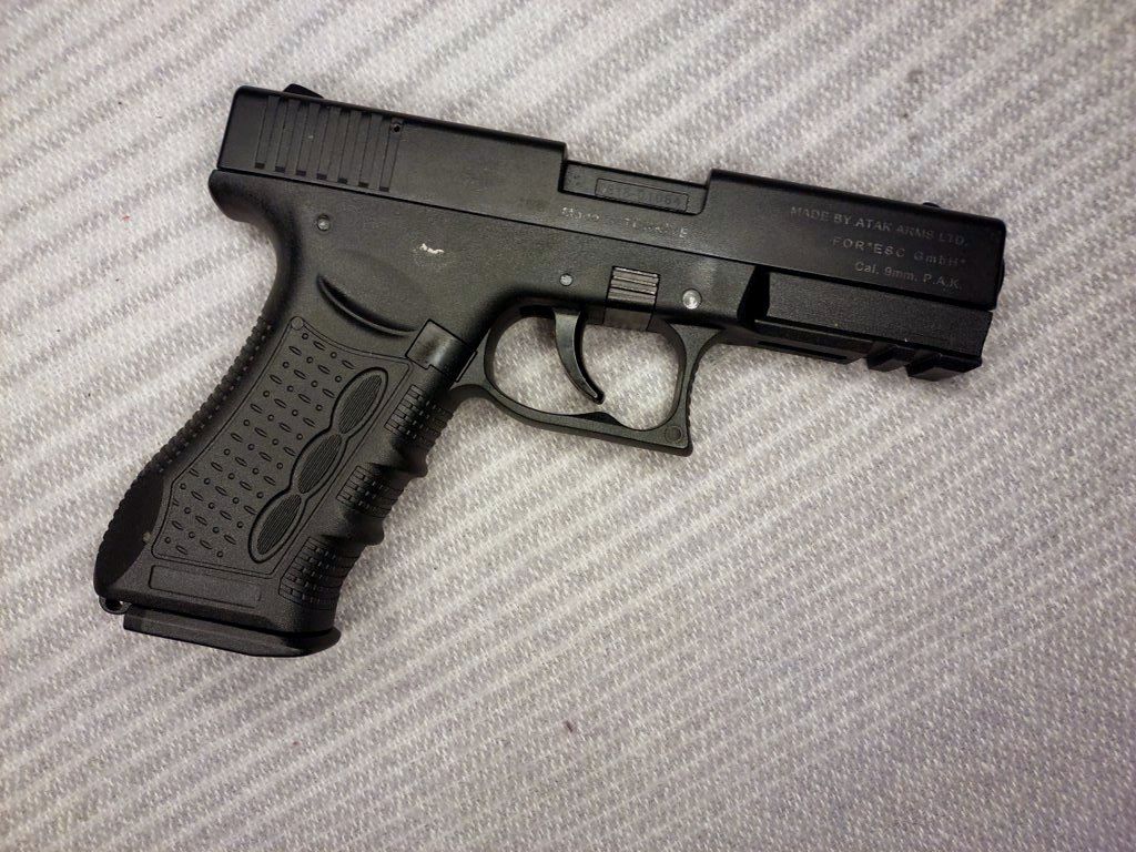 Zoraki 917 blank firing pistol 9mm P.A.K. (PTB 1023) with new First Strike Cordura custom fit holster.