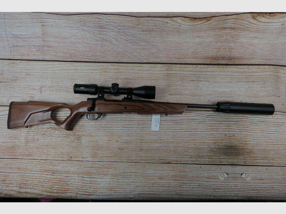 Howa 1500 Komplettpaket mit Zielfernrohr Meopta und Schalldämpfer A-Tec