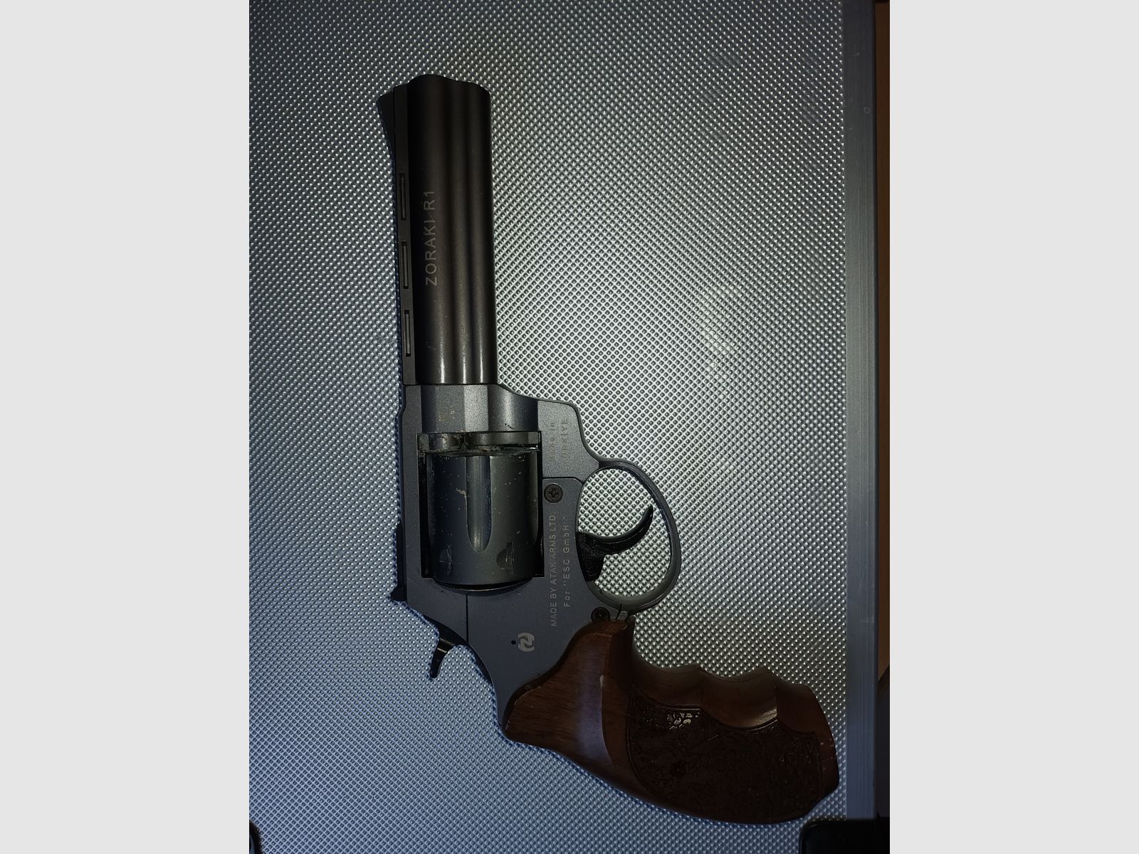Zoraki R1, Cal.9 mm R Blank 4.5 " Titan