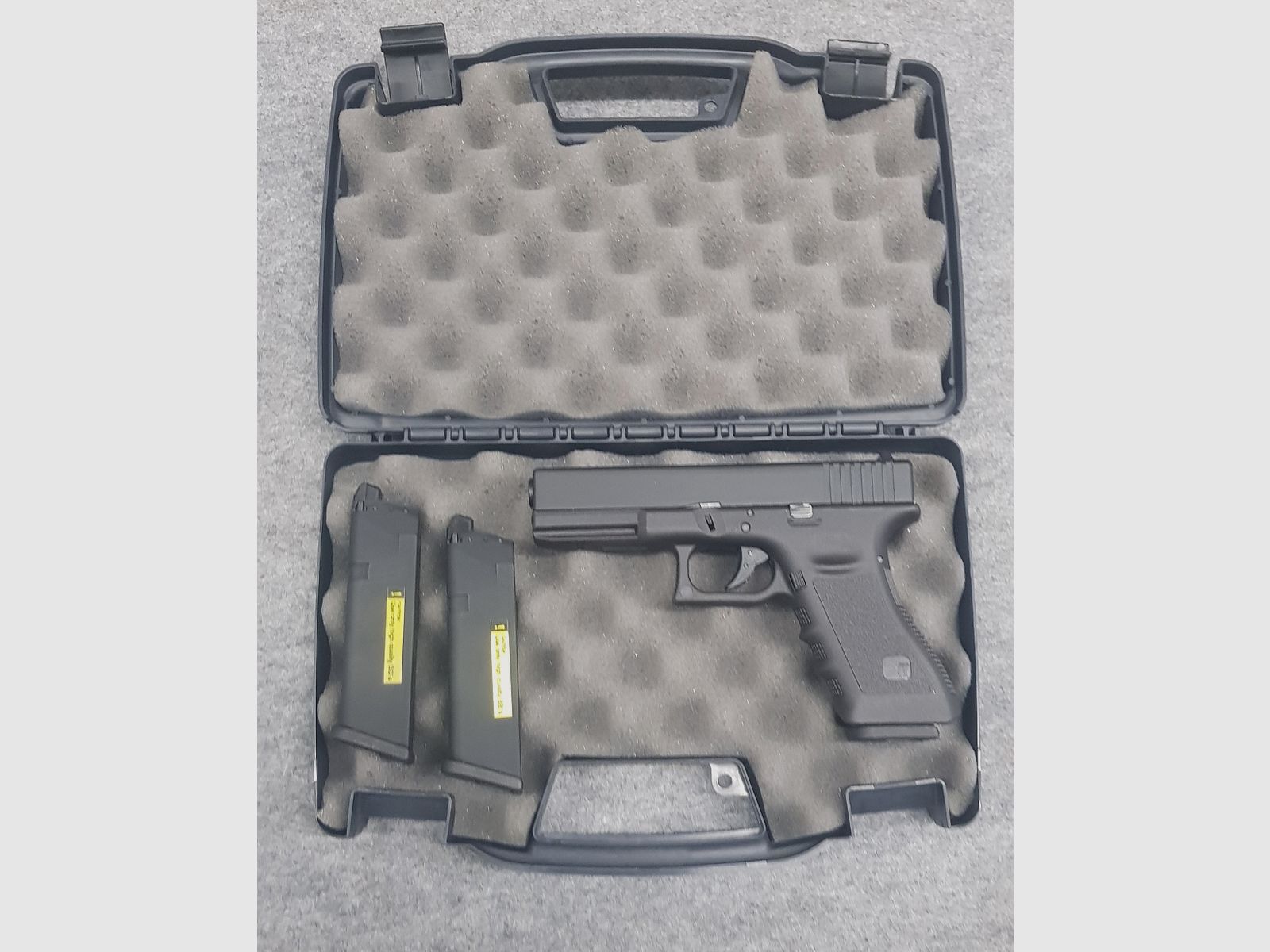 Stark Arms Mod. S17 Glock 17 Pistole Kaliber 6 mm BB Gas Blowback Softair Pistole  6mm BB 