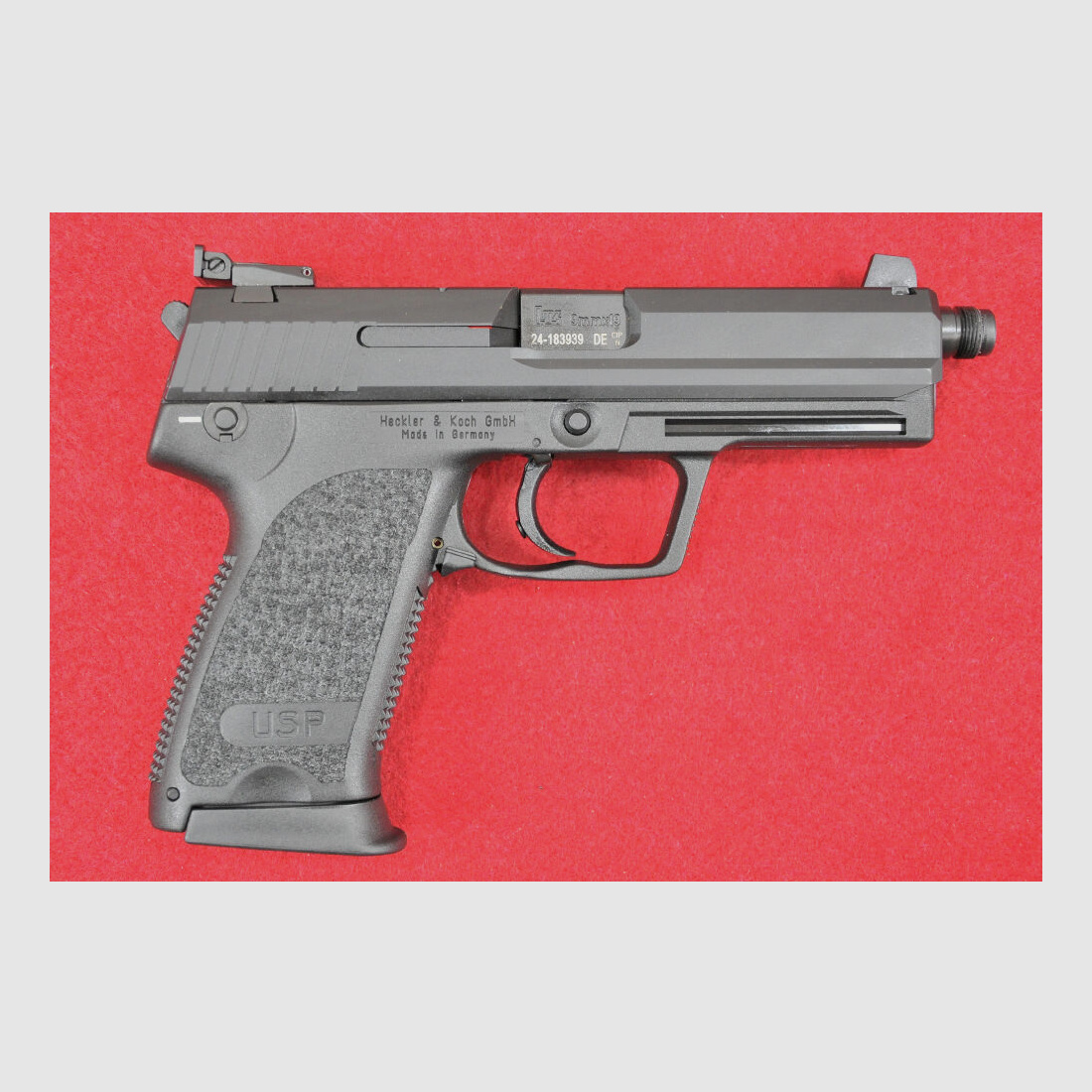Heckler & Koch USP Tactical 9mm Luger