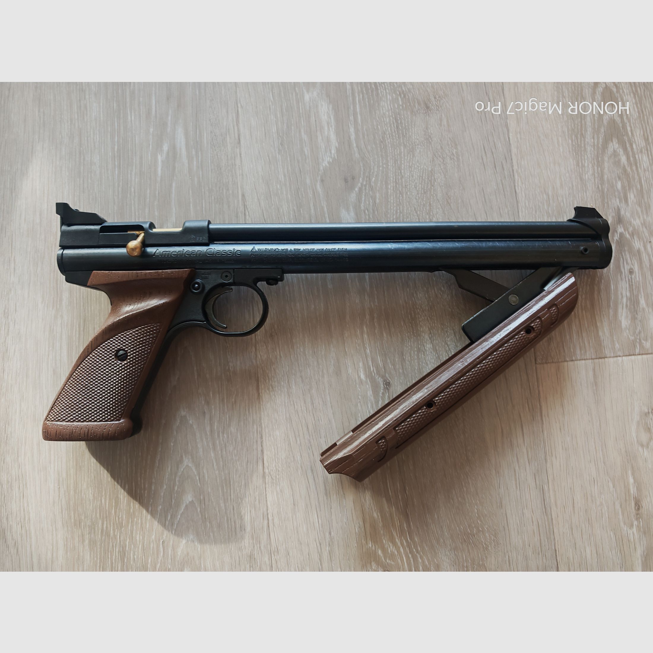 Starke Crosman 1377 Luftdruckpistole mit Koffer, wie neu!