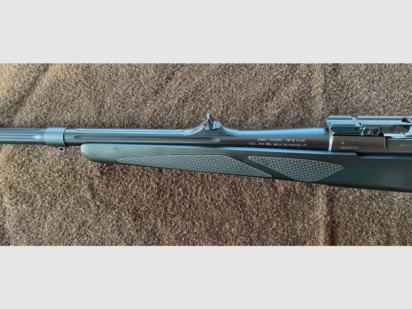 Sako 85 Black Bear .308 con Steiner Ranger 4 1-4x24 / Dentler Montage